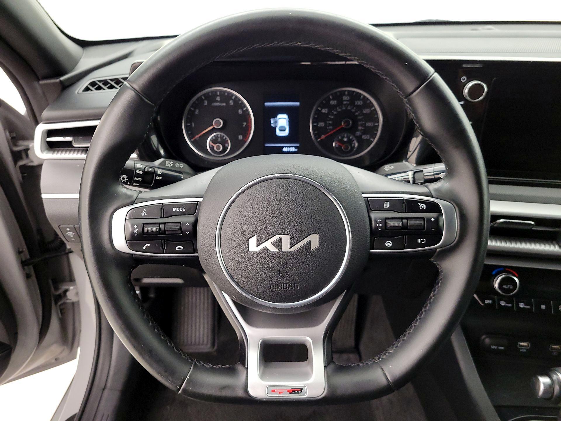 Thumbnail: 2022 Kia K5 - 10