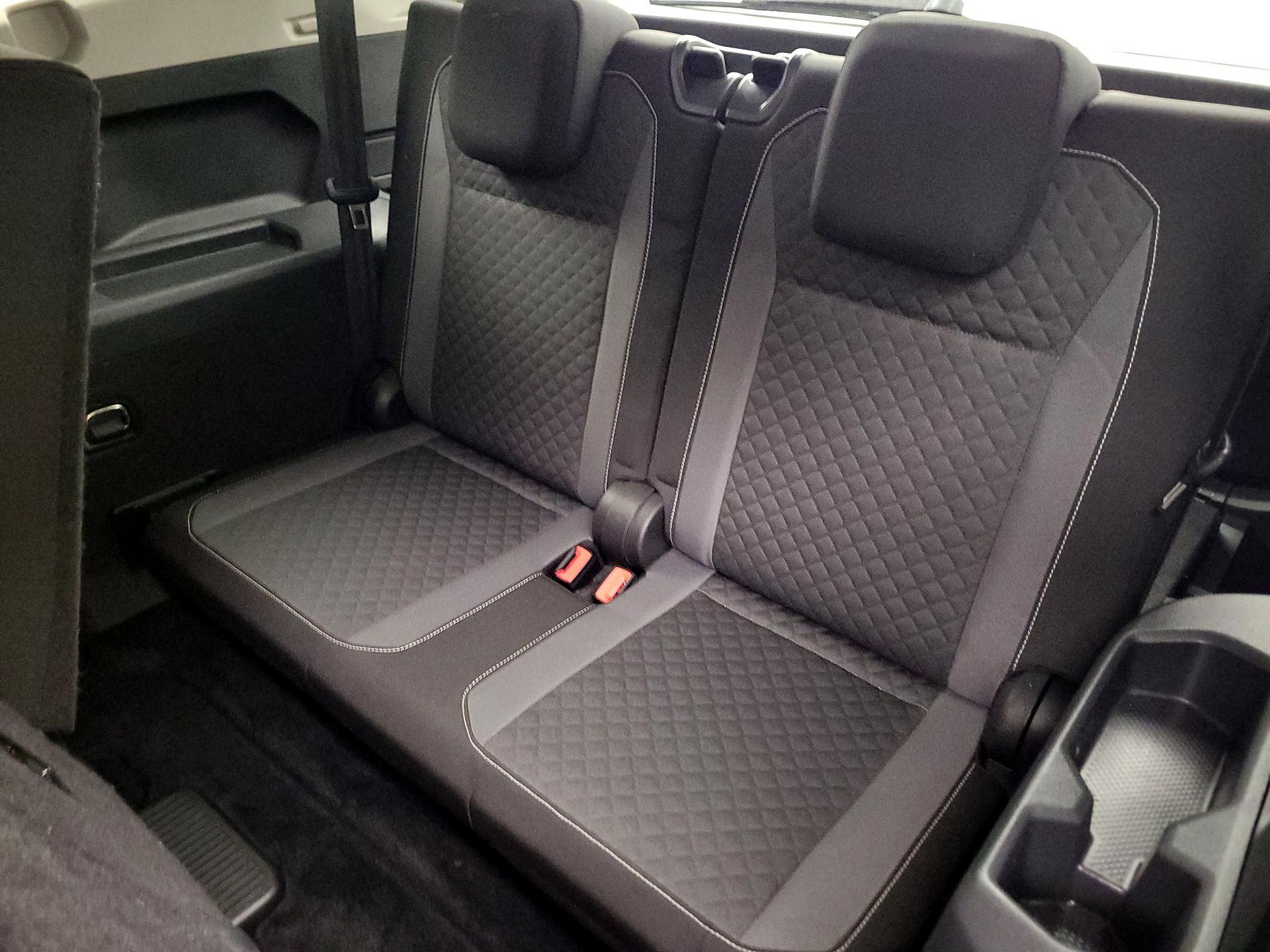 Thumbnail: 2021 Volkswagen Tiguan - 20