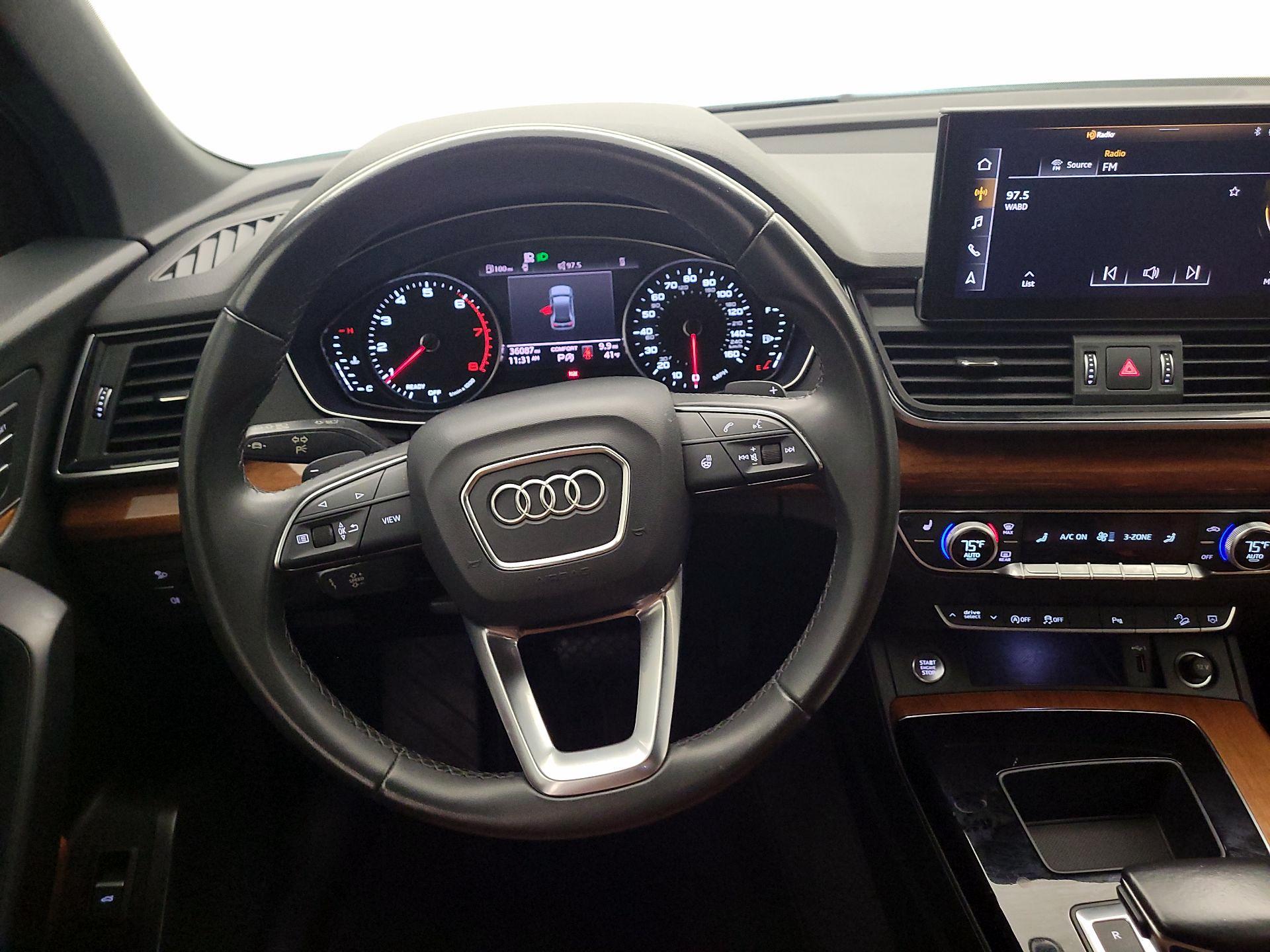 Thumbnail: 2022 Audi Q5 - 10