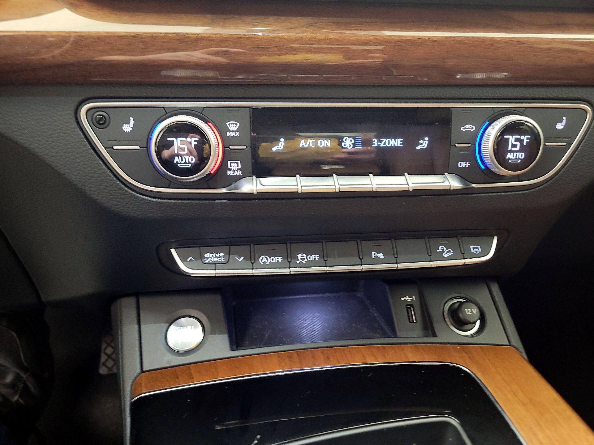 Thumbnail: 2022 Audi Q5 - 16