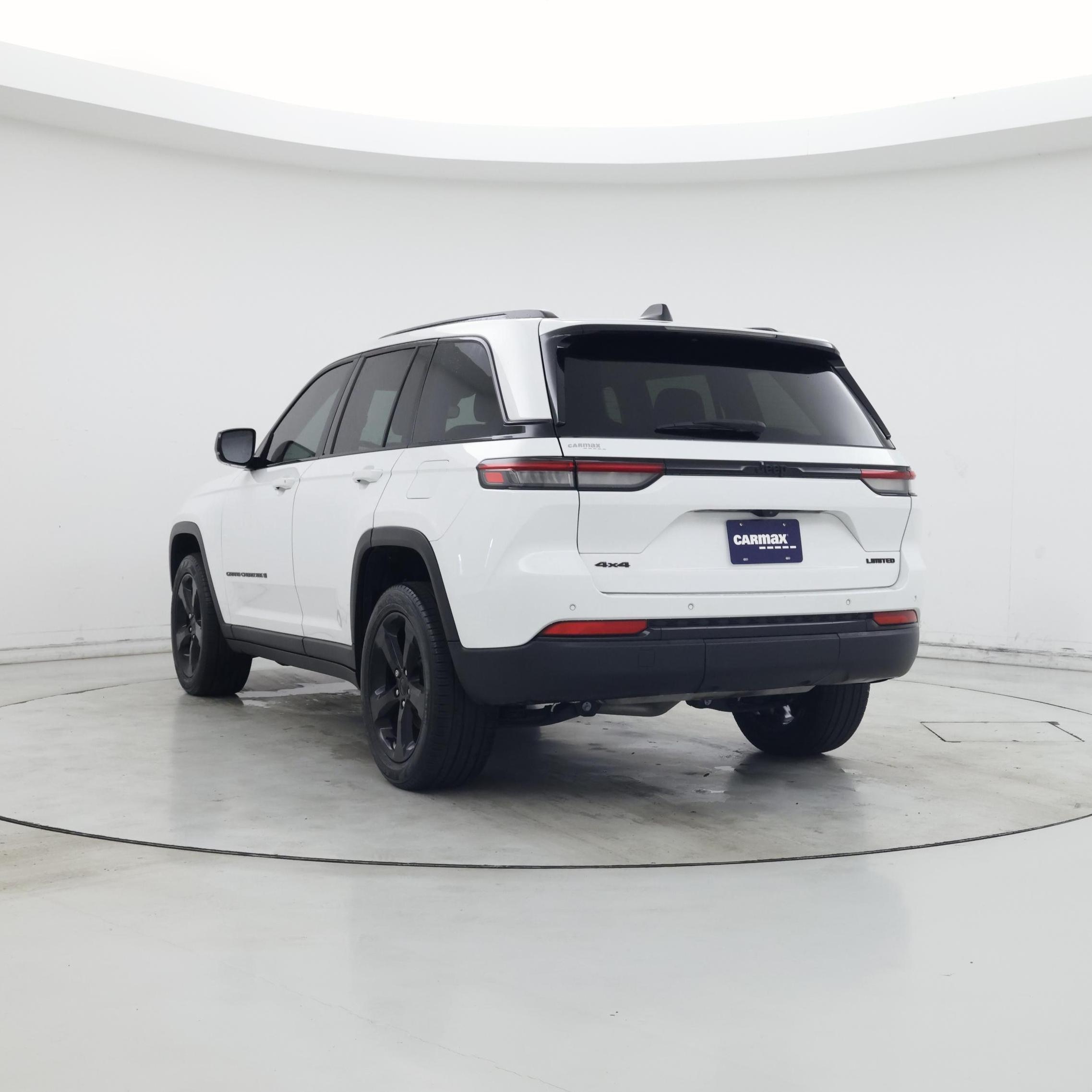 Thumbnail: 2023 Jeep Grand Cherokee - 2