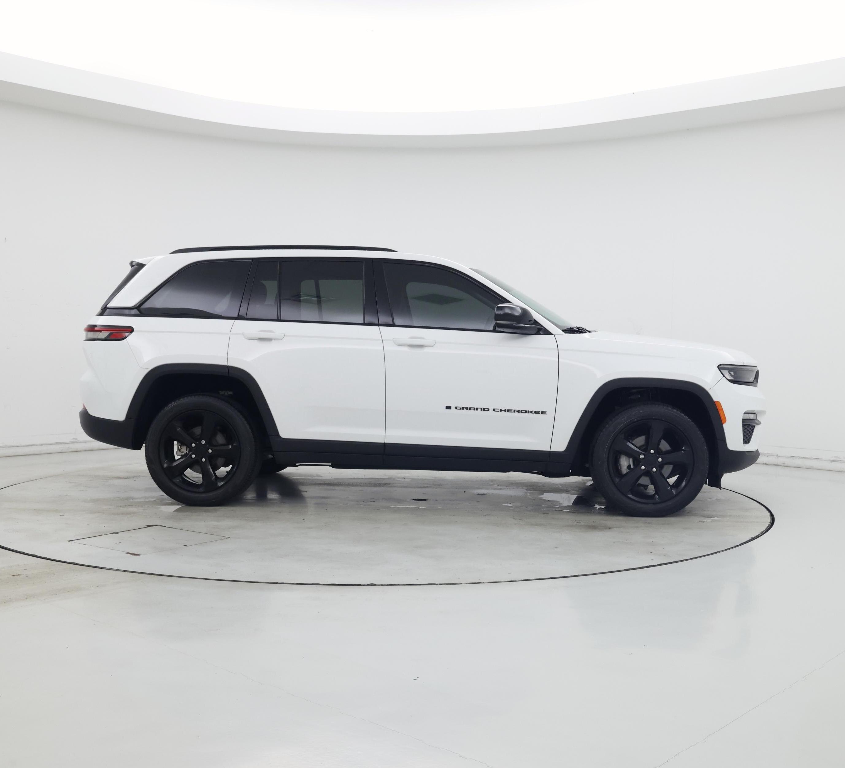 Thumbnail: 2023 Jeep Grand Cherokee - 7