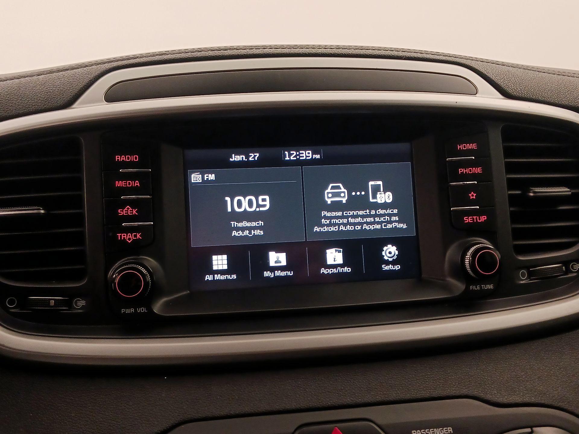 Thumbnail: 2020 Kia Sorento - 15