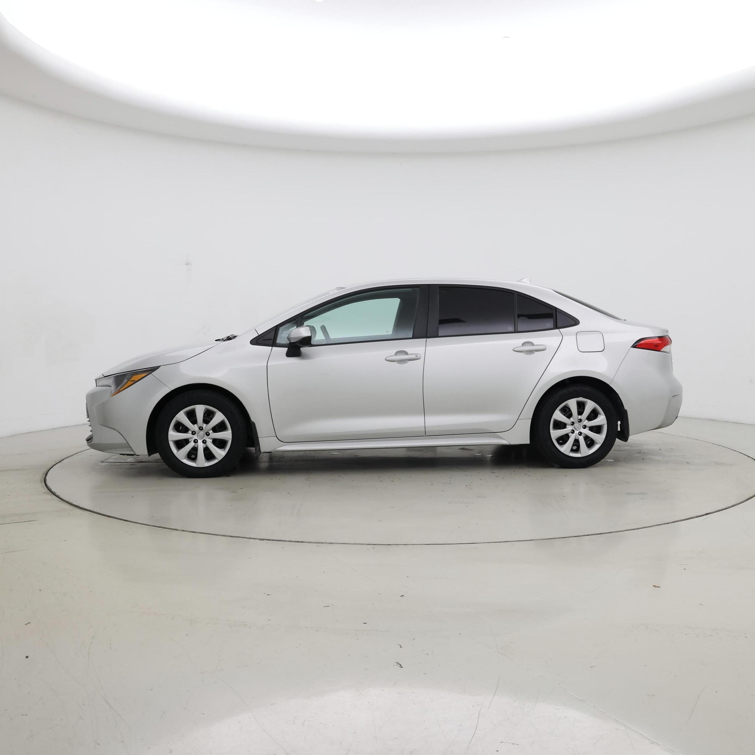 Thumbnail: 2025 Toyota Corolla - 3