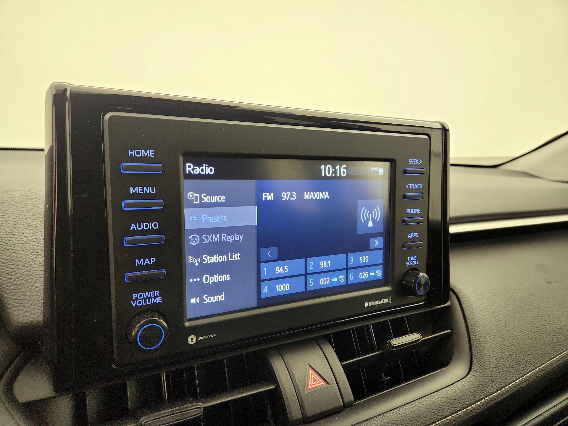 Thumbnail: 2021 Toyota RAV4 - 15