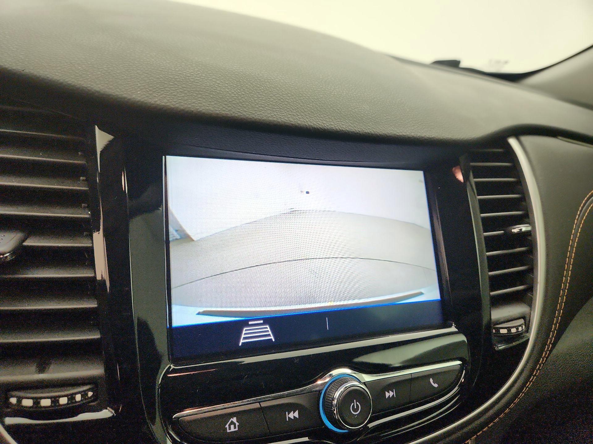 Thumbnail: 2020 Chevrolet Trax - 14