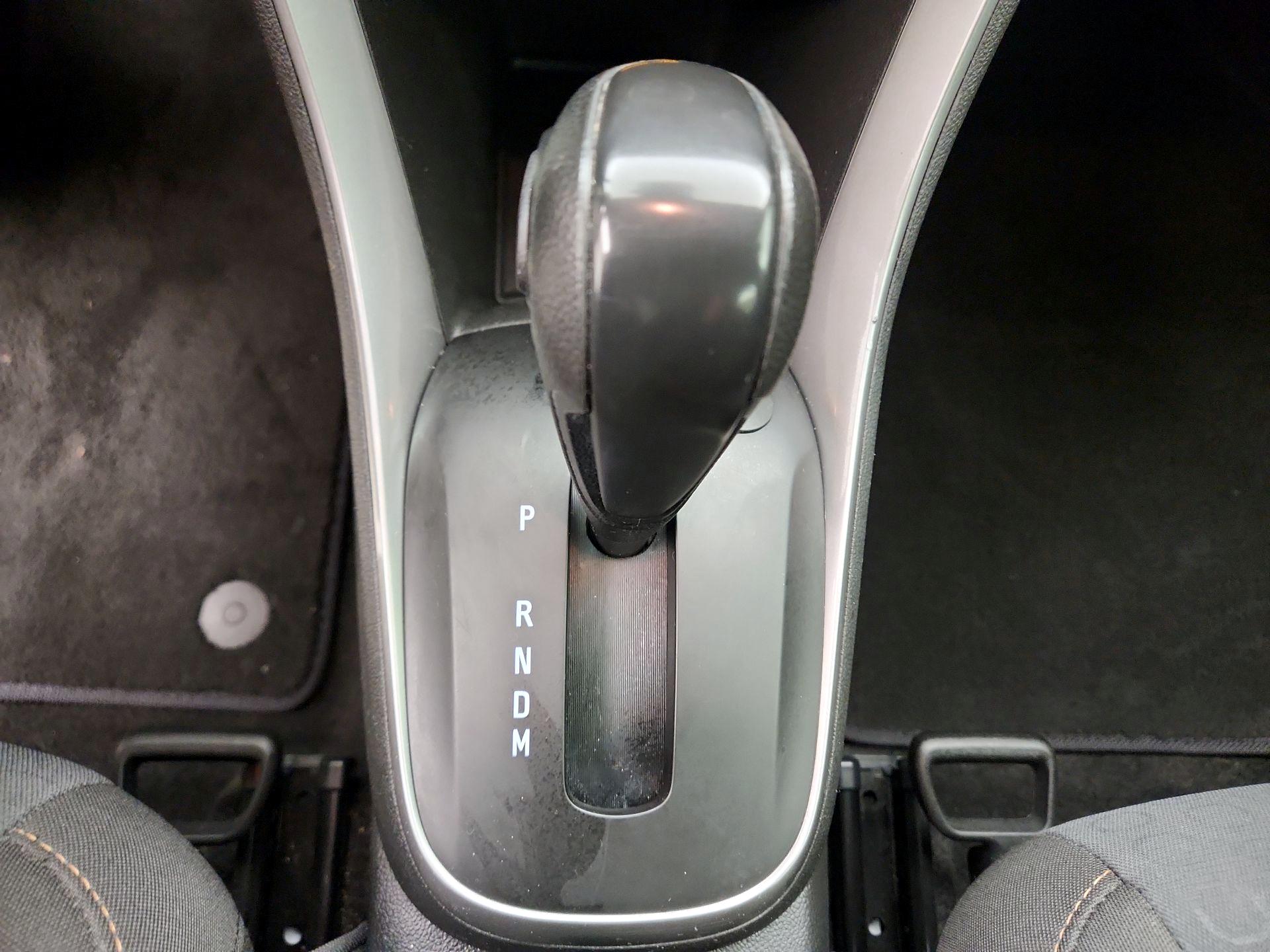 Thumbnail: 2020 Chevrolet Trax - 17