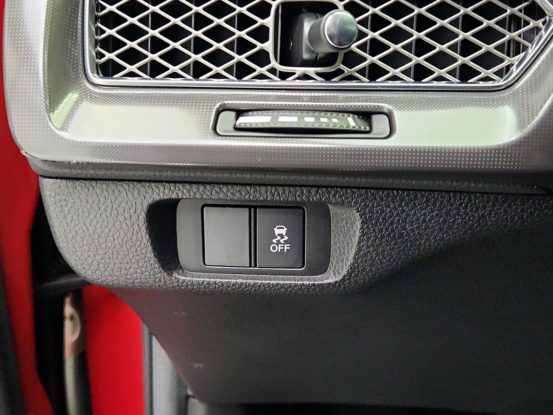 Thumbnail: 2024 Acura Integra - 13