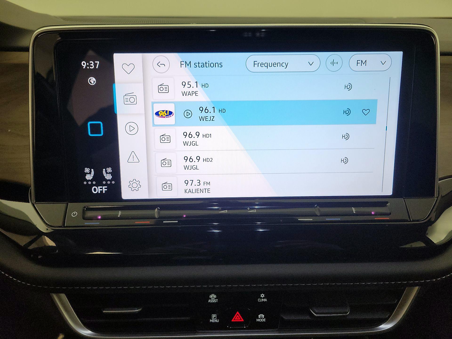 Thumbnail: 2024 Volkswagen Atlas - 15