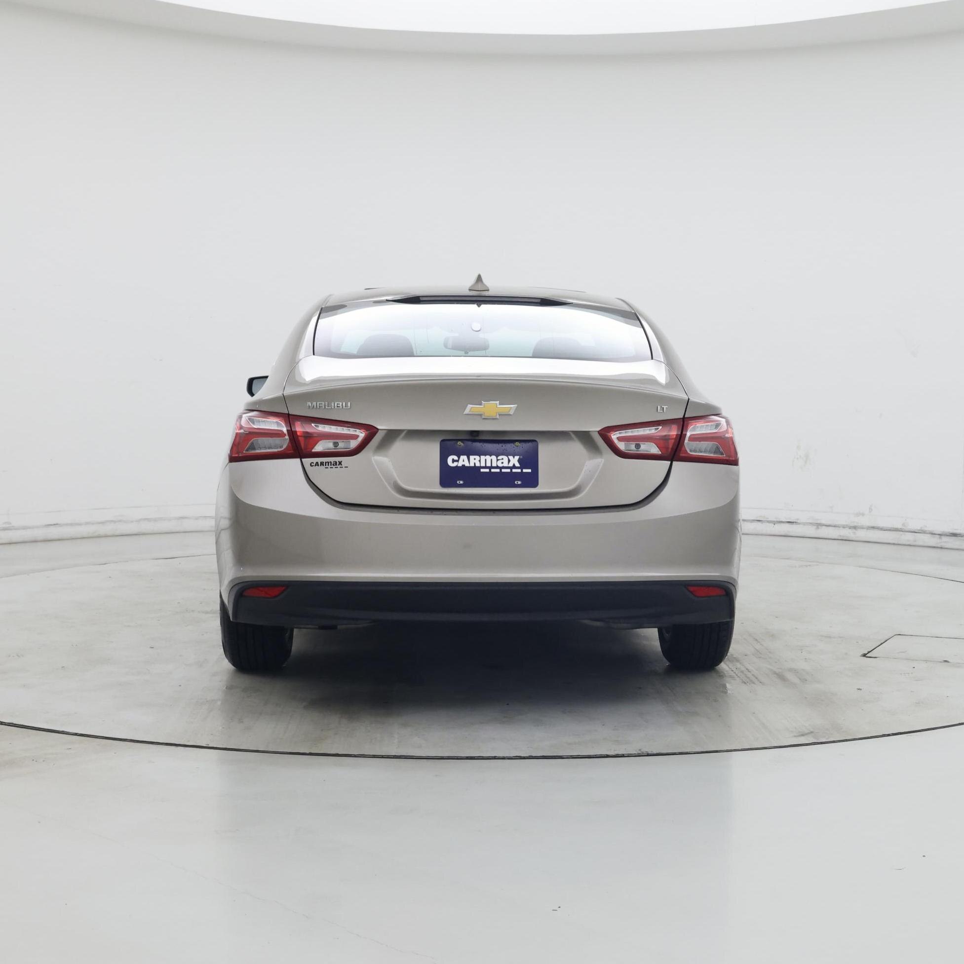 Thumbnail: 2022 Chevrolet Malibu - 6