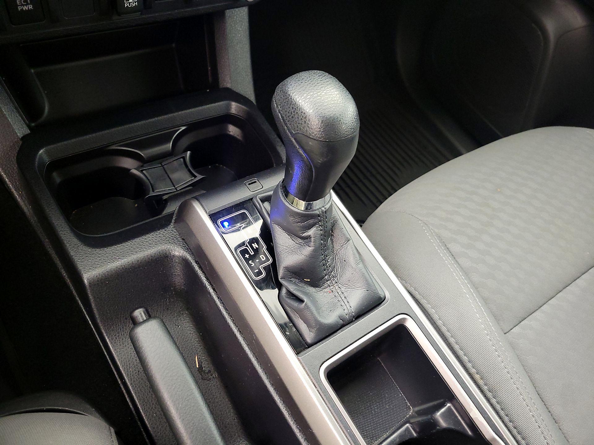 Thumbnail: 2023 Toyota Tacoma - 17