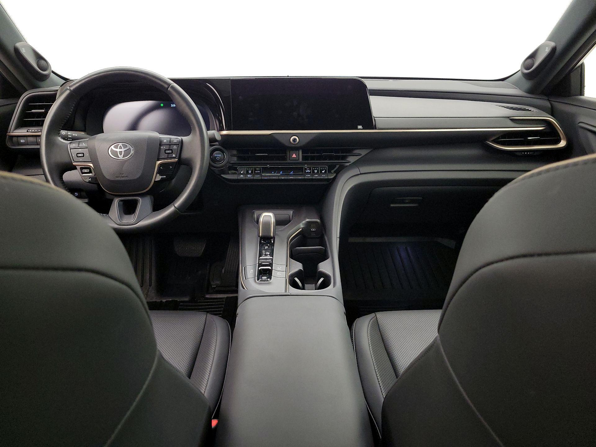 Thumbnail: 2023 Toyota Crown - 9