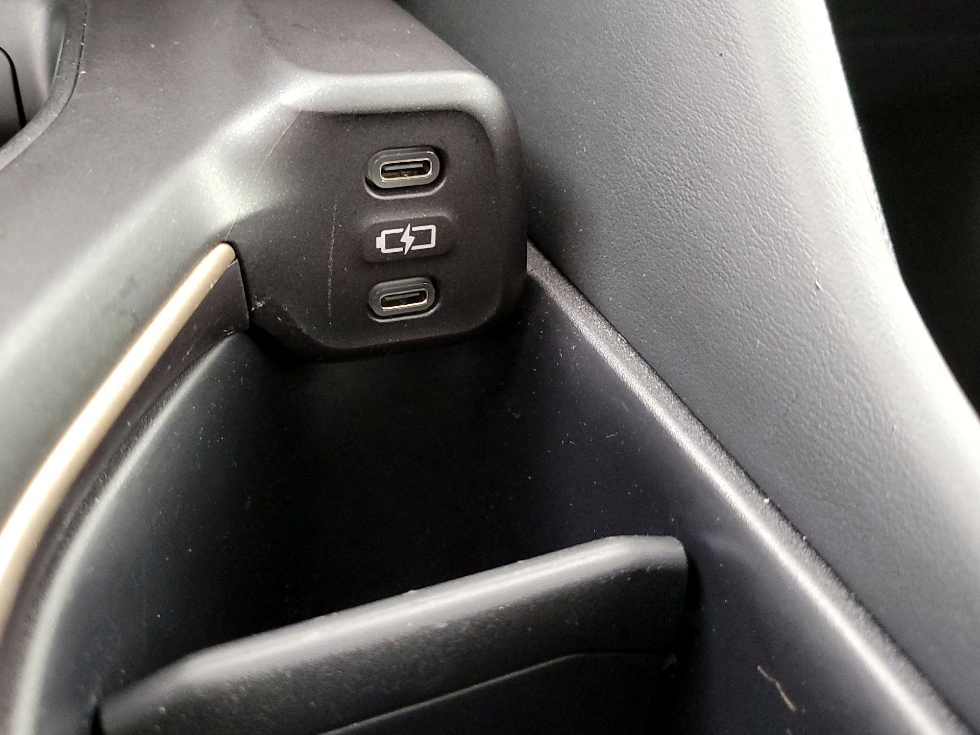 Thumbnail: 2023 Toyota Crown - 18