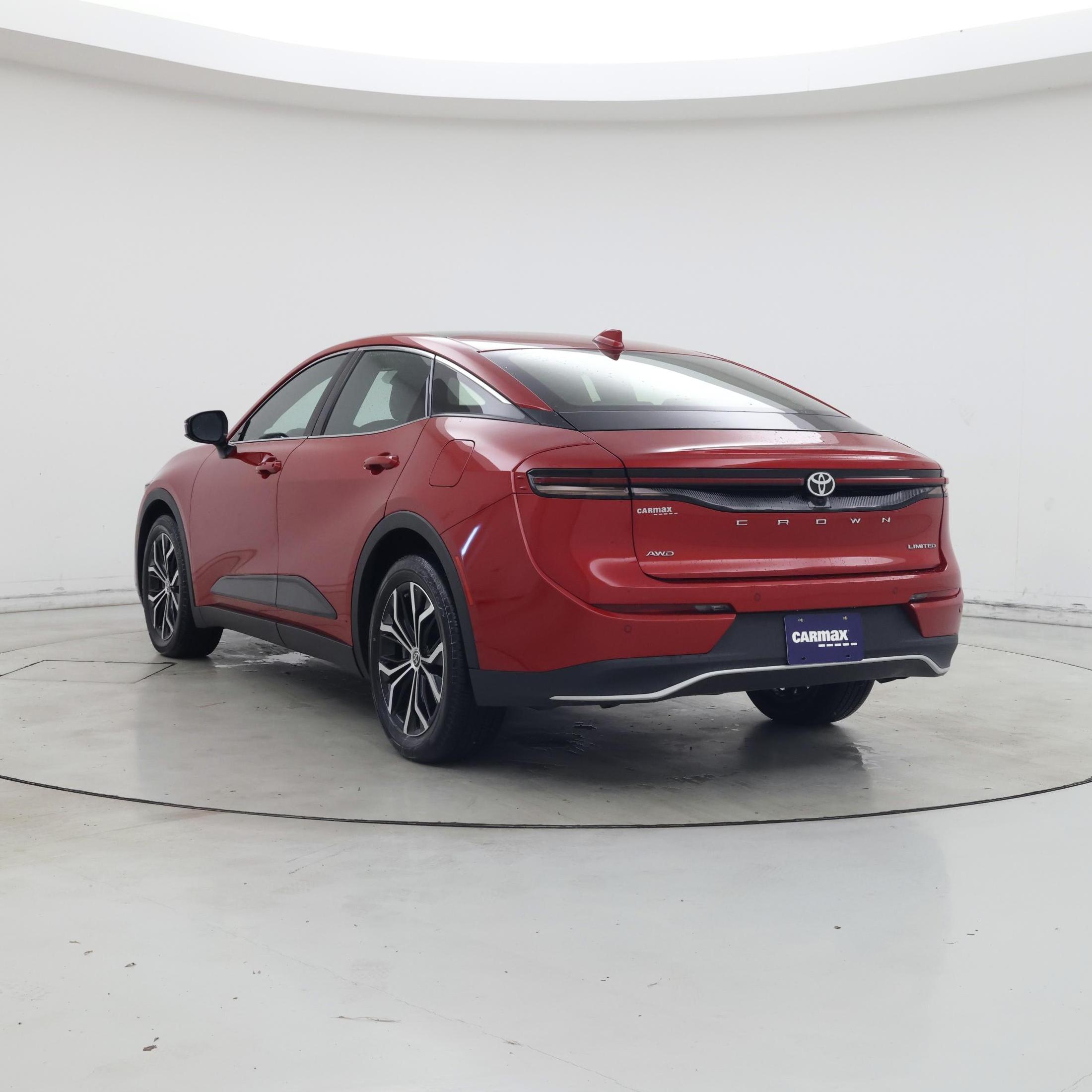 Thumbnail: 2023 Toyota Crown - 2