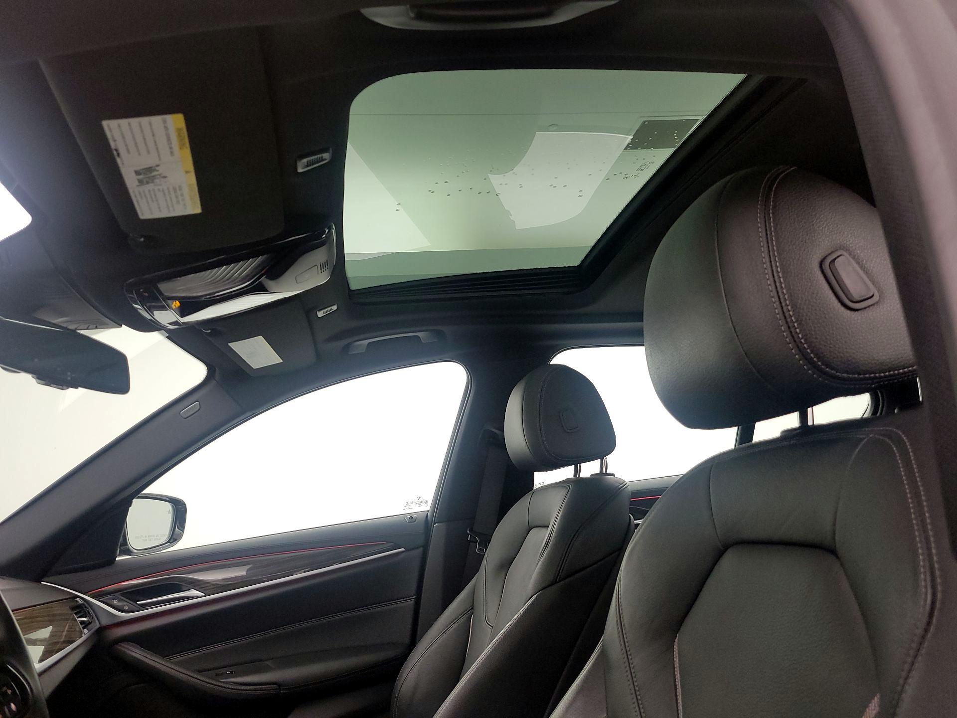 Thumbnail: 2020 BMW 5 Series - 20