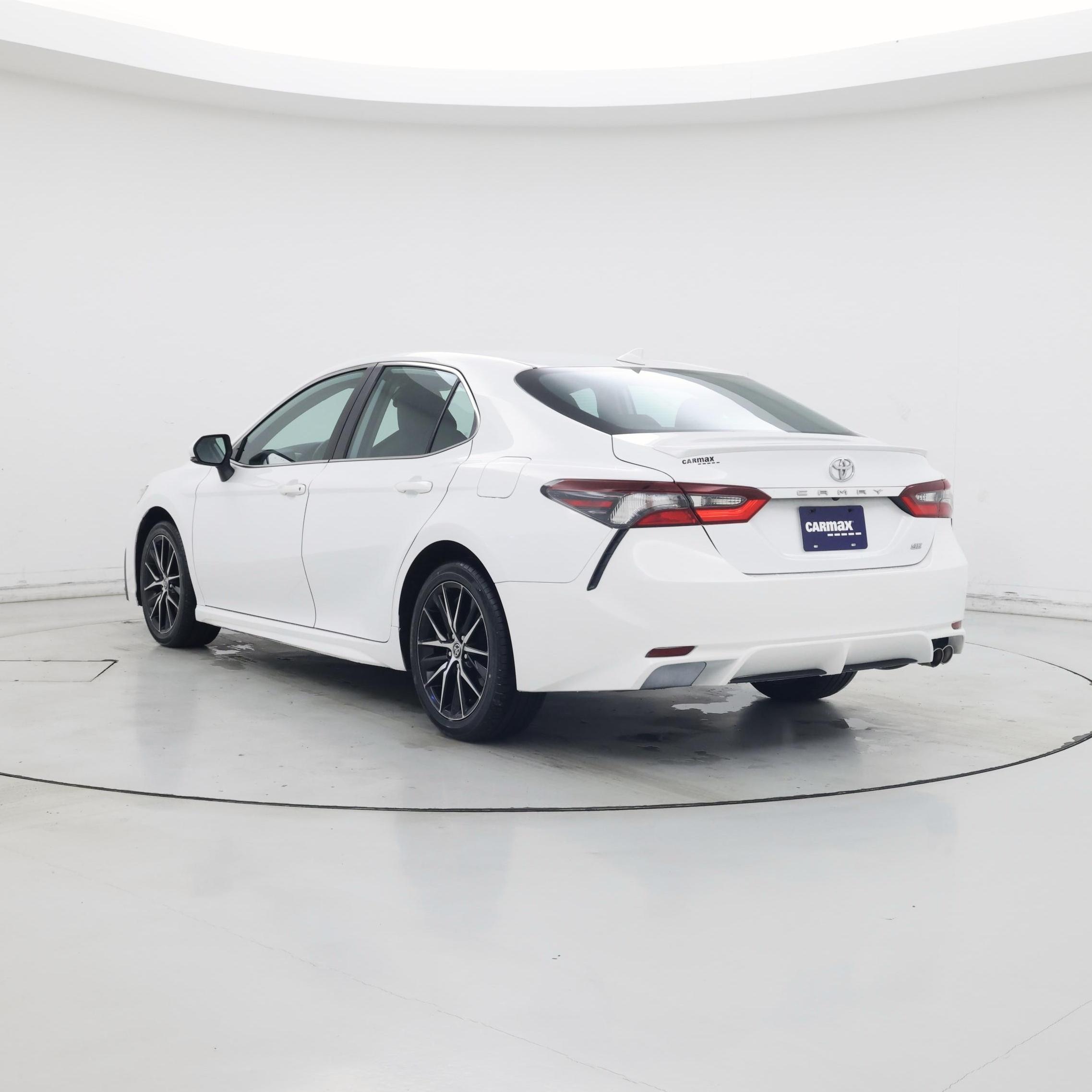 Thumbnail: 2022 Toyota Camry - 2