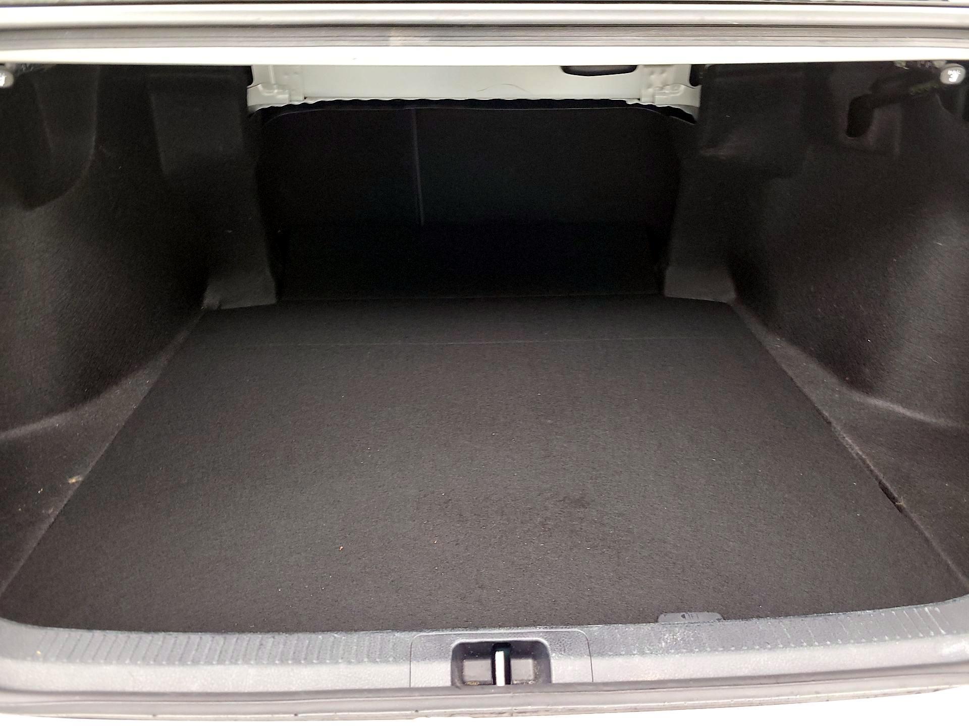 Thumbnail: 2022 Toyota Camry - 20