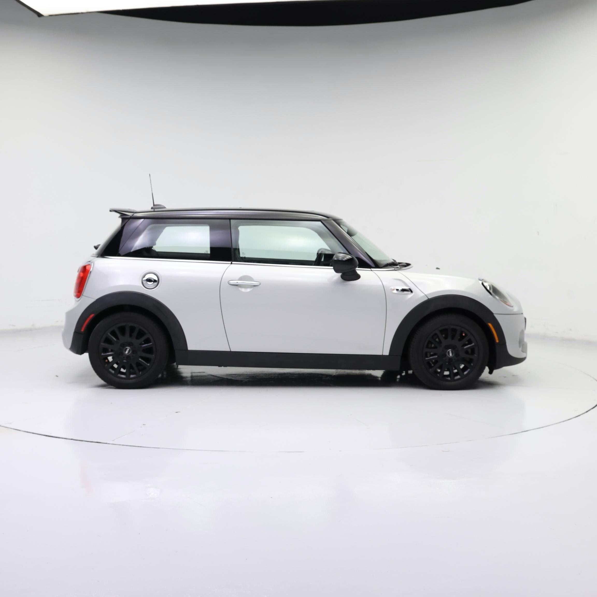 Thumbnail: 2016 MINI Cooper Hardtop - 7
