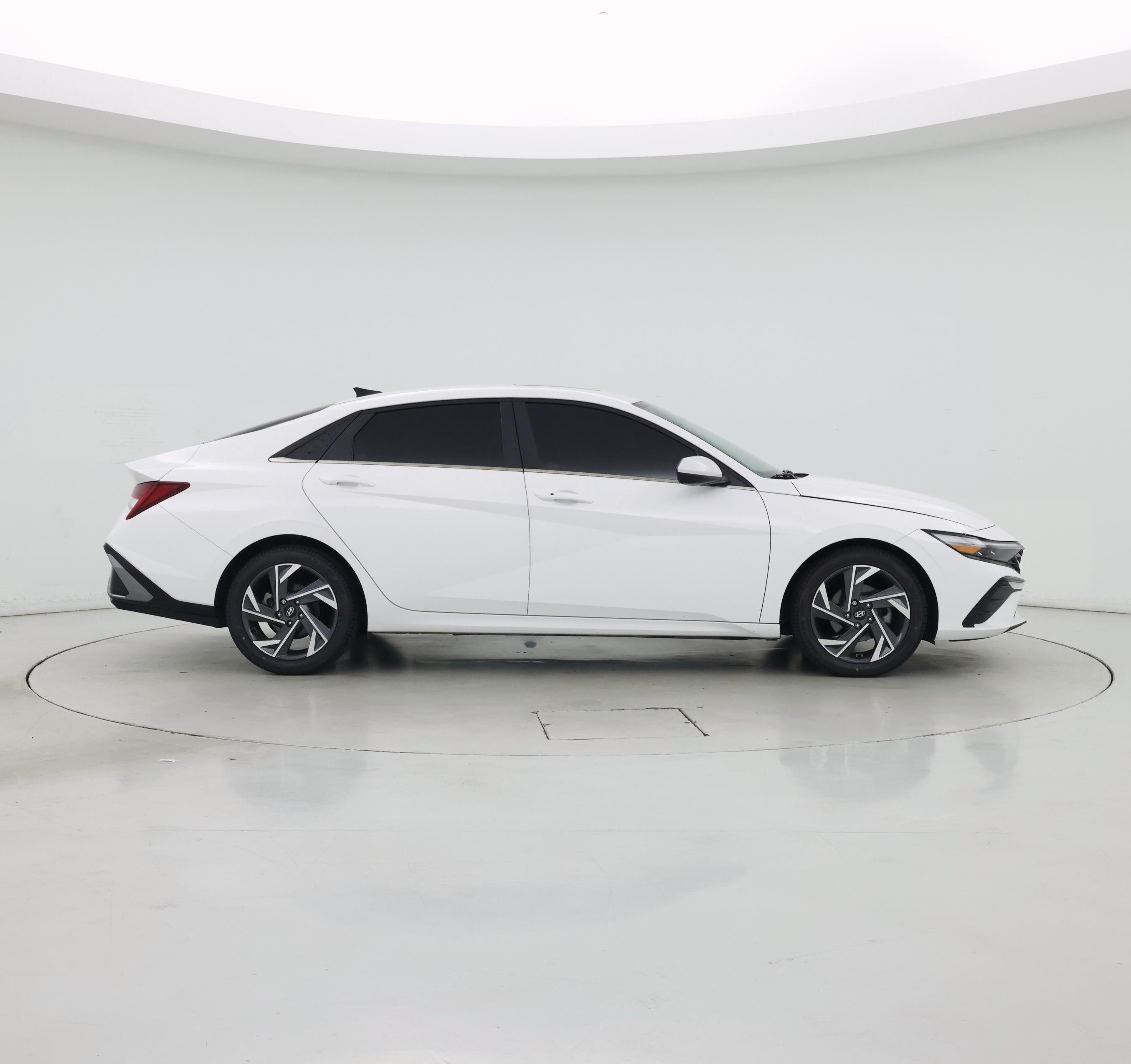 Thumbnail: 2024 Hyundai Elantra - 7