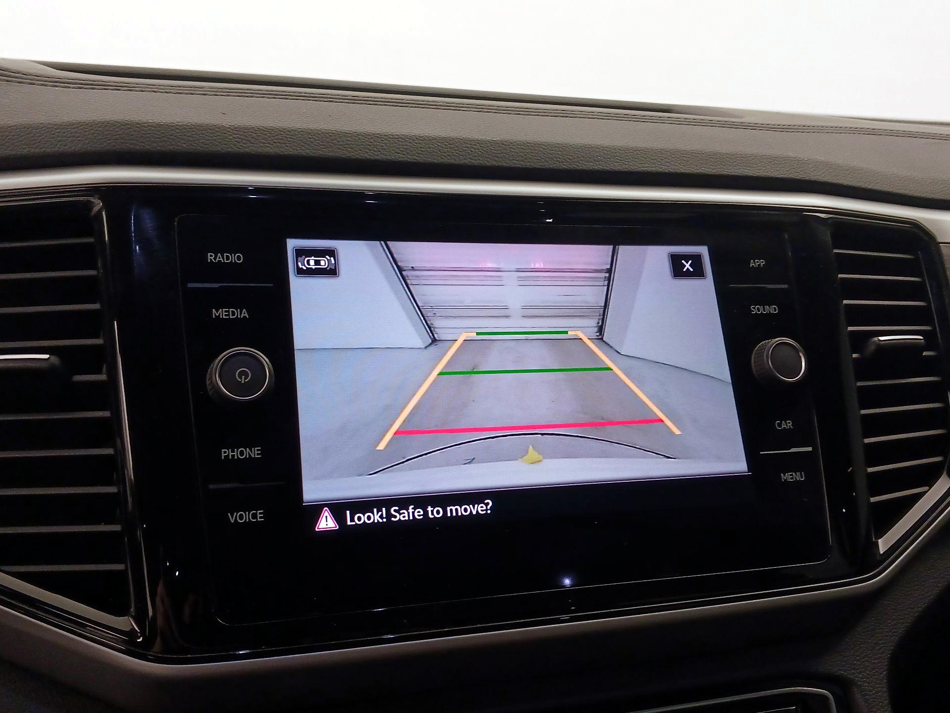 Thumbnail: 2023 Volkswagen Atlas - 14