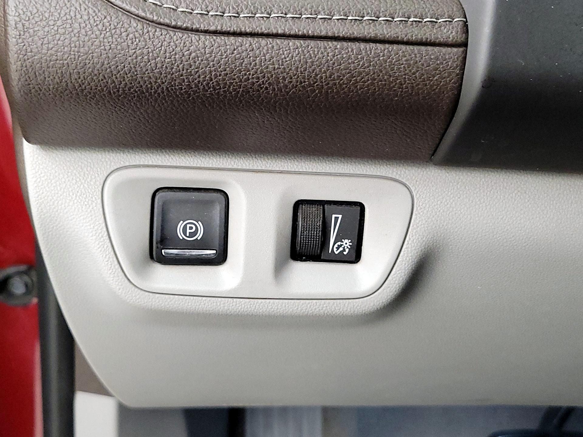 Thumbnail: 2017 GMC Acadia - 13