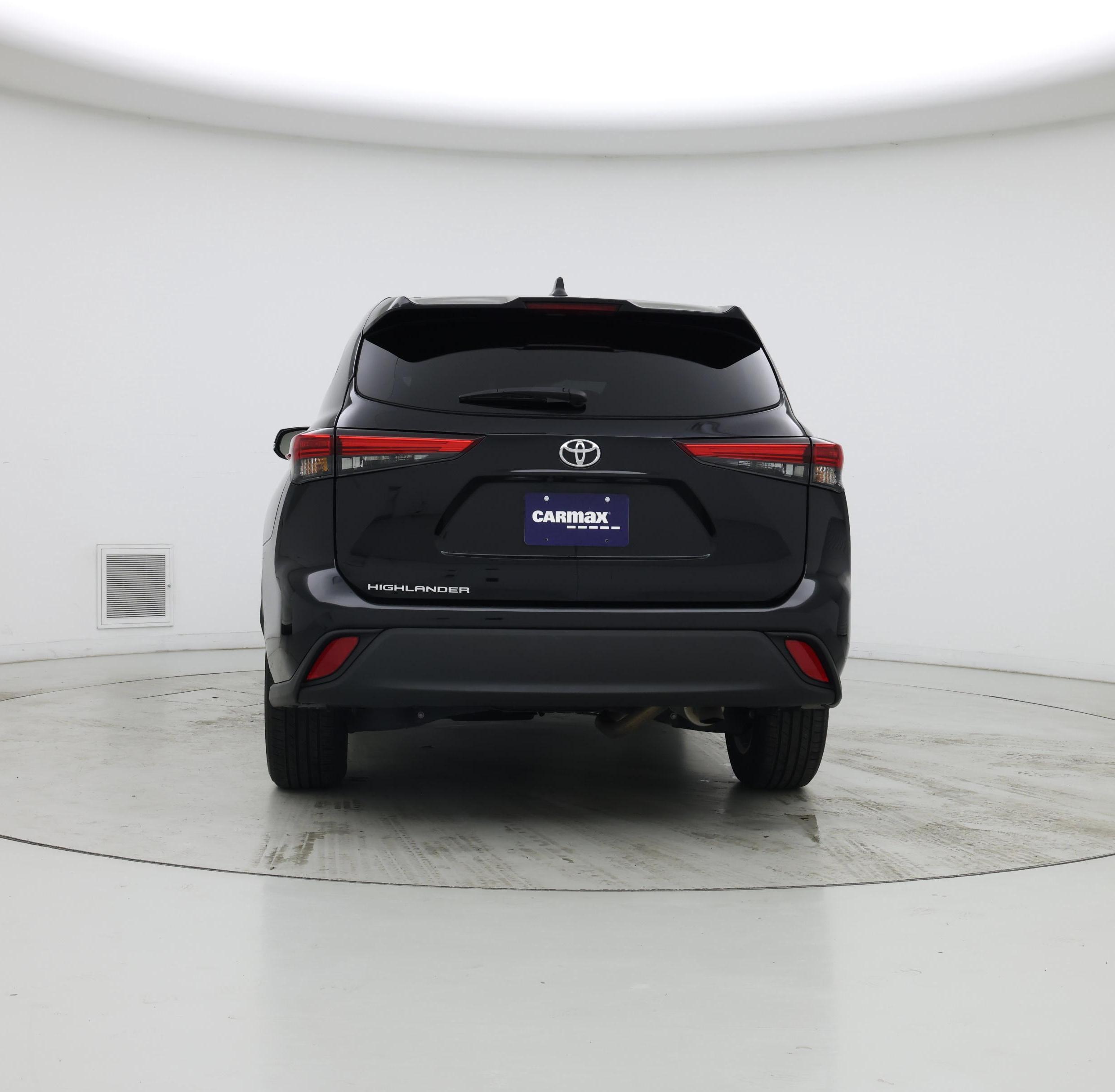 Thumbnail: 2023 Toyota Highlander - 6