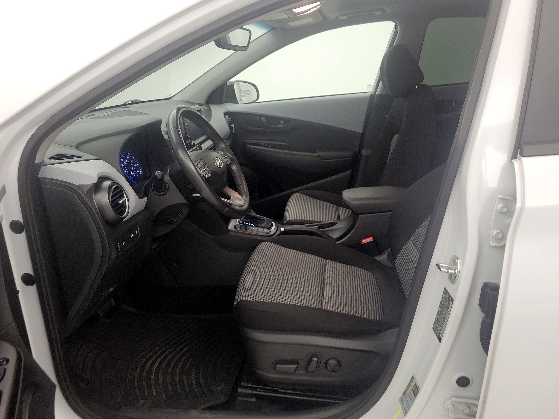 Thumbnail: 2020 Hyundai Kona - 11