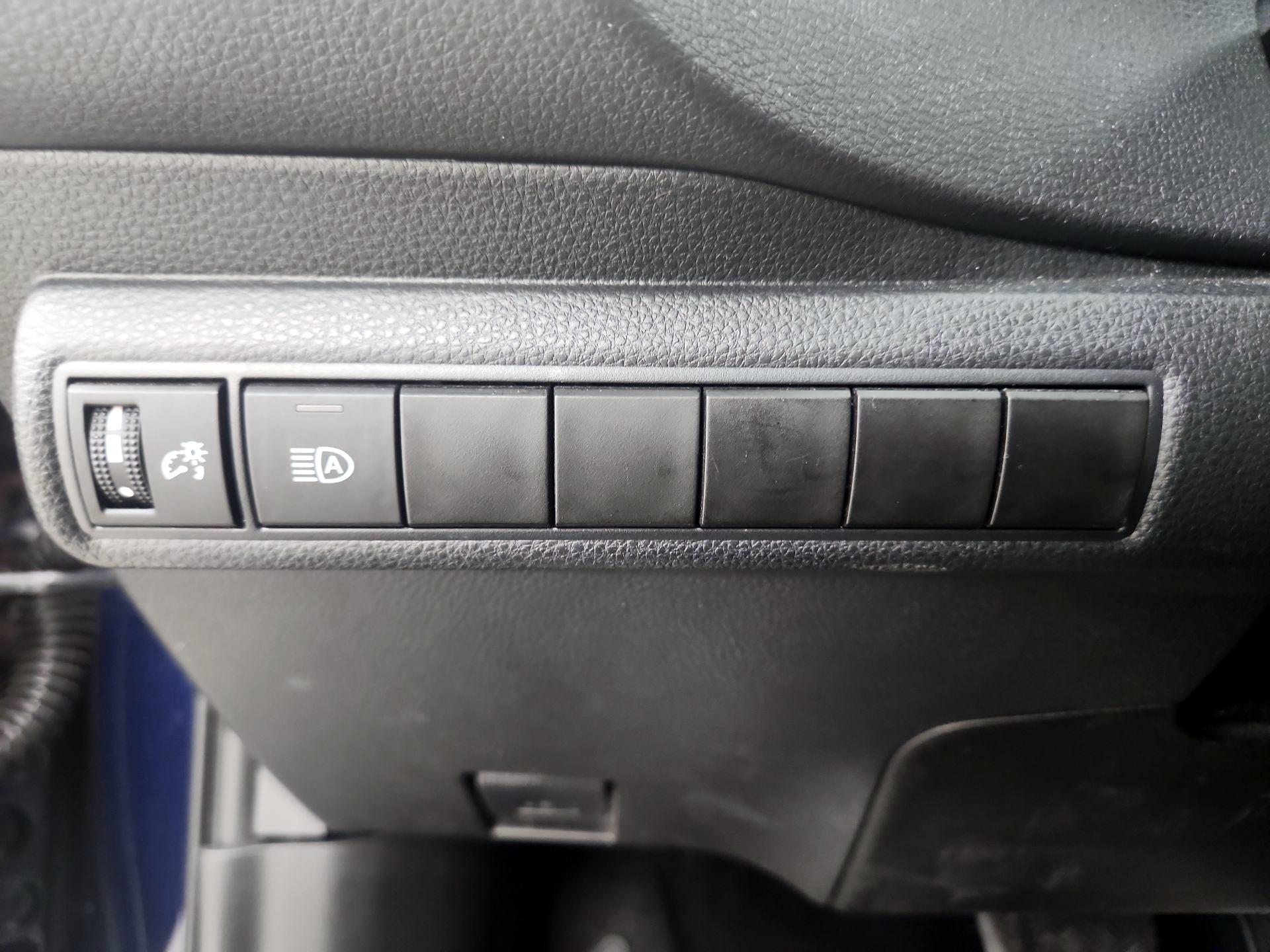 Thumbnail: 2024 Toyota Corolla - 13