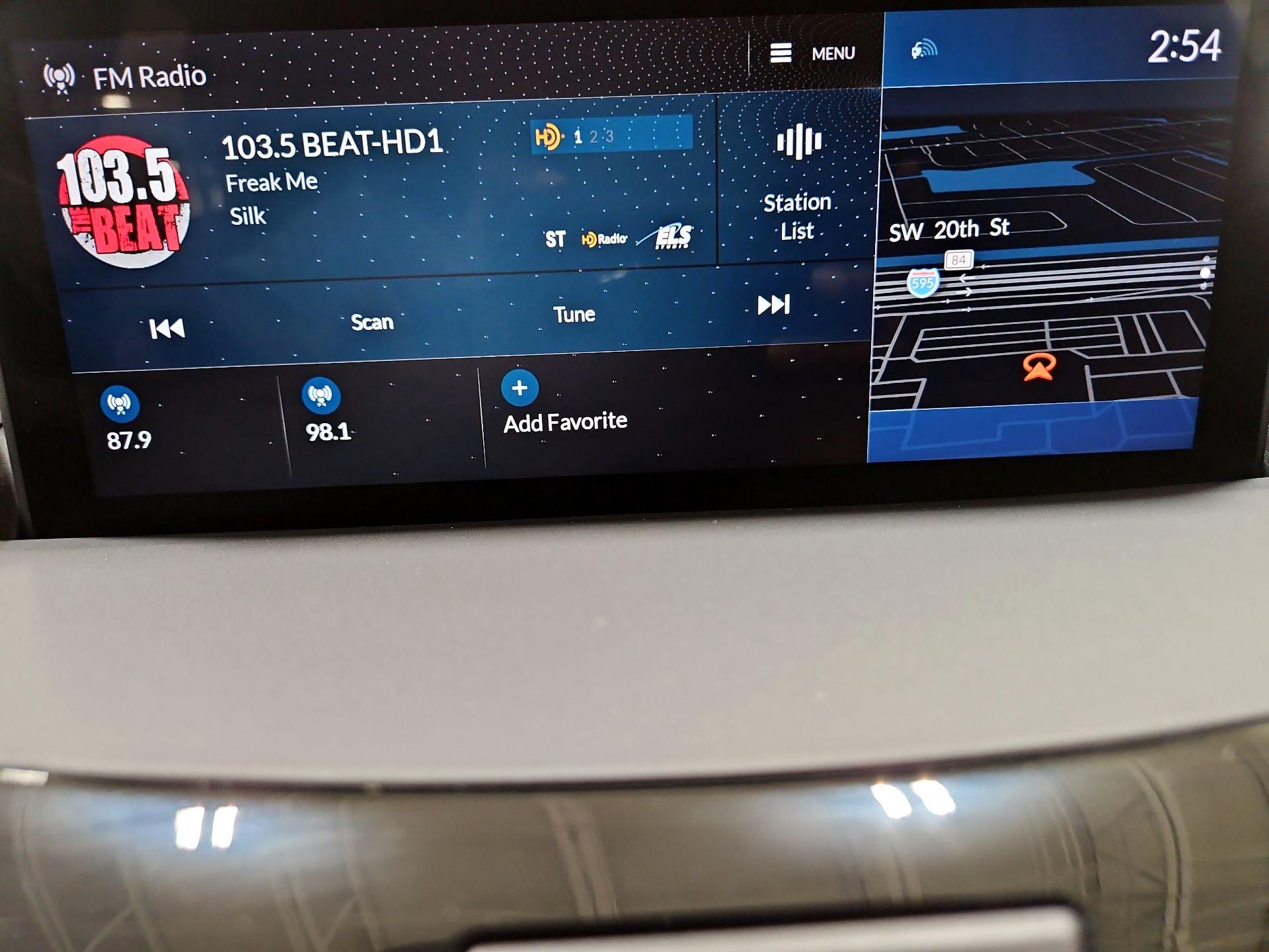 Thumbnail: 2023 Acura RDX - 15