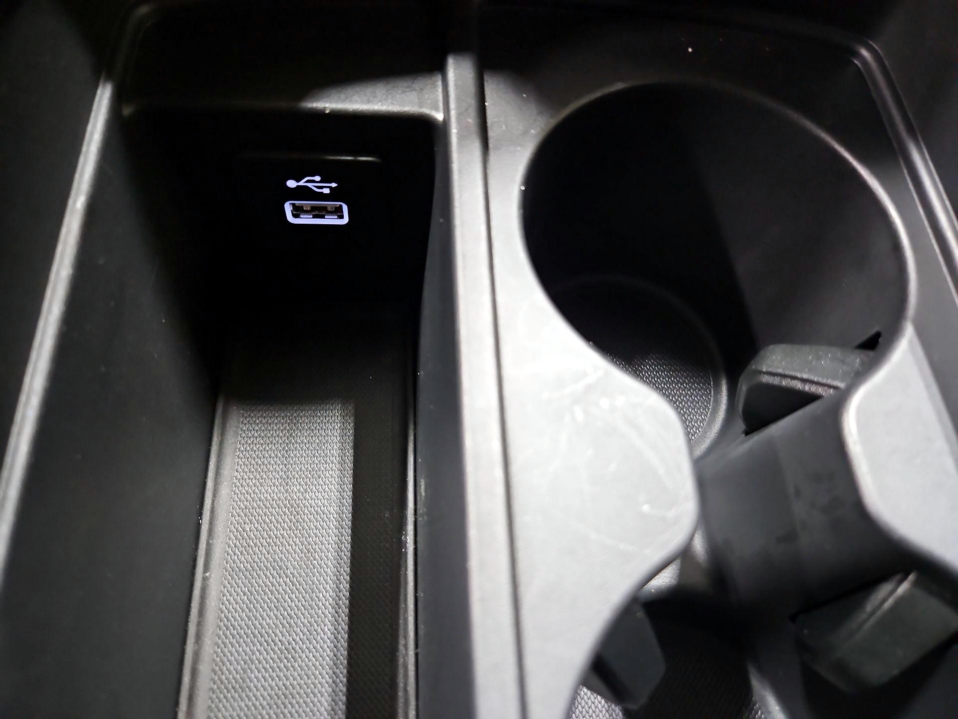 Thumbnail: 2023 Acura RDX - 18