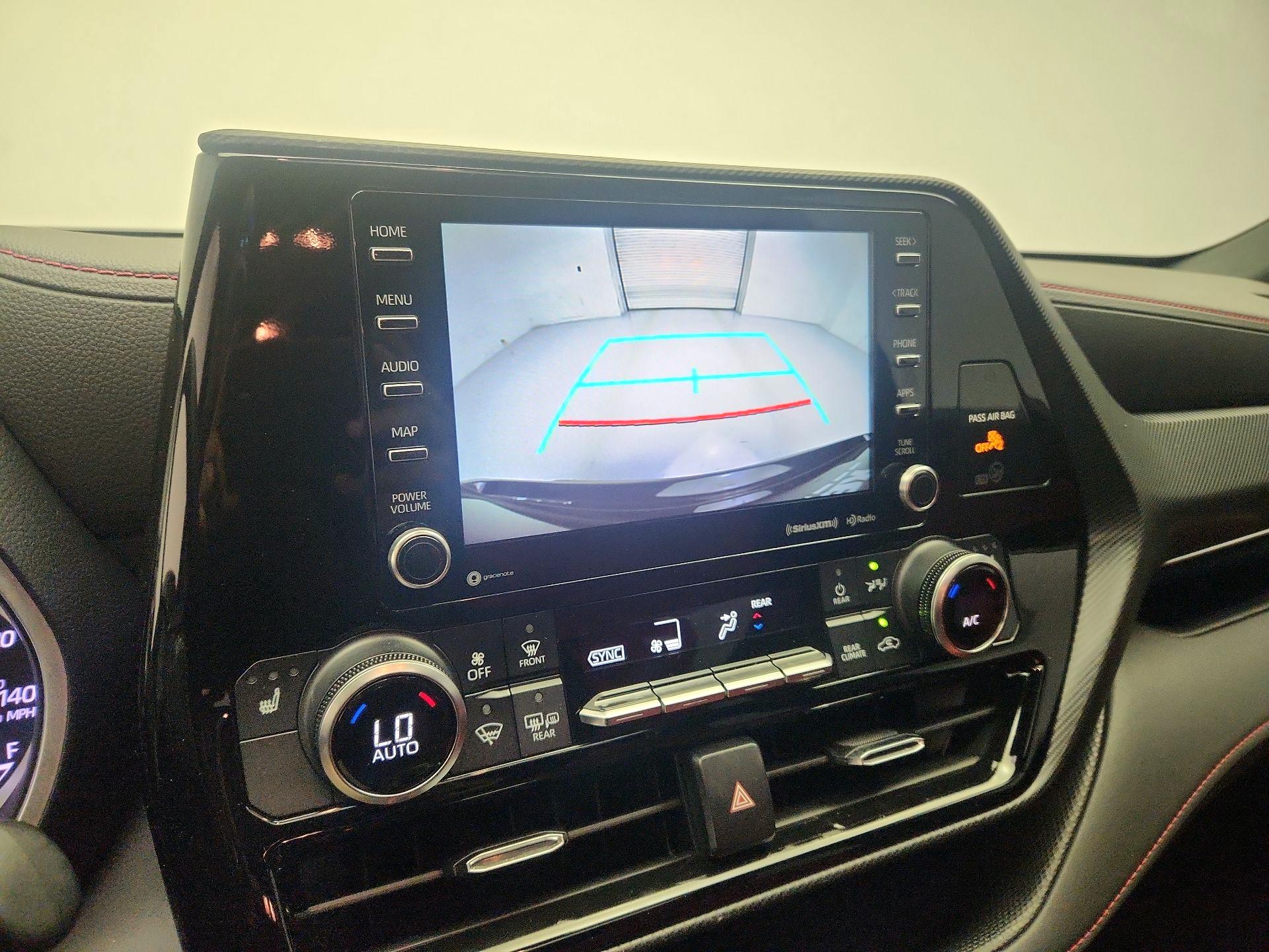 Thumbnail: 2022 Toyota Highlander - 12