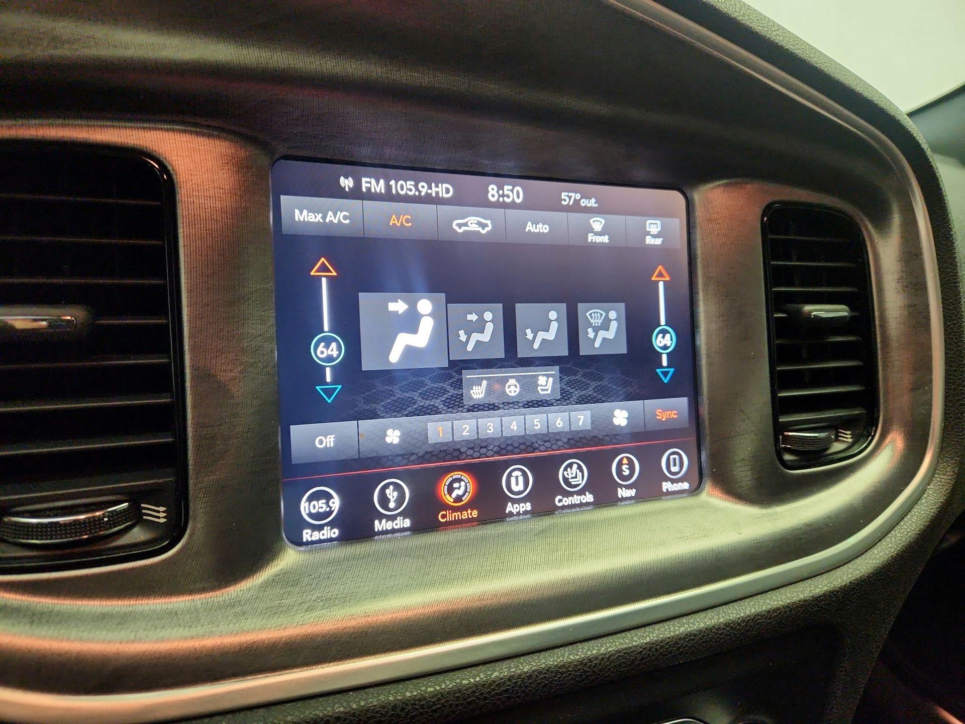 Thumbnail: 2018 Dodge Charger - 17