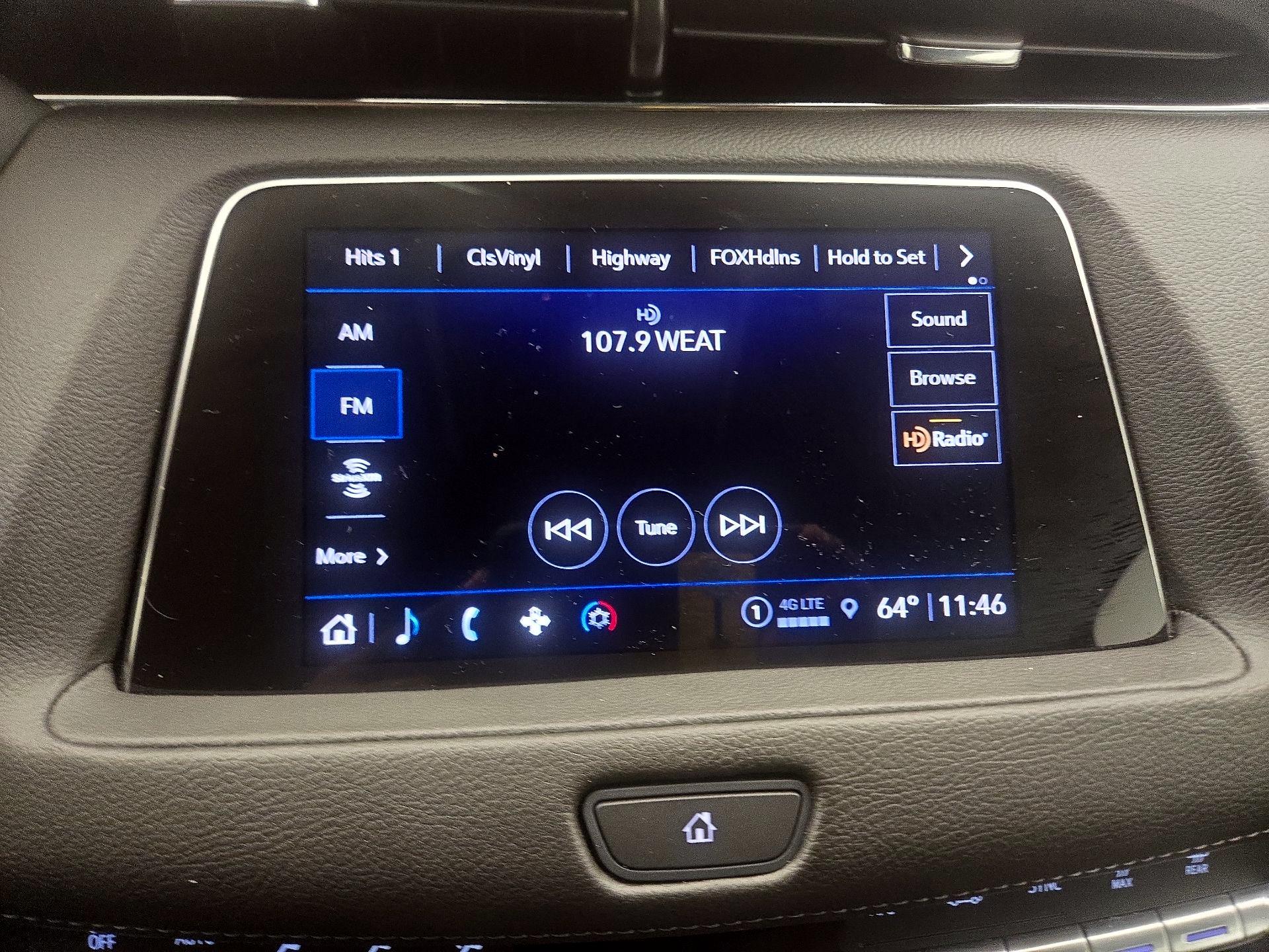 Thumbnail: 2023 Cadillac XT4 - 15