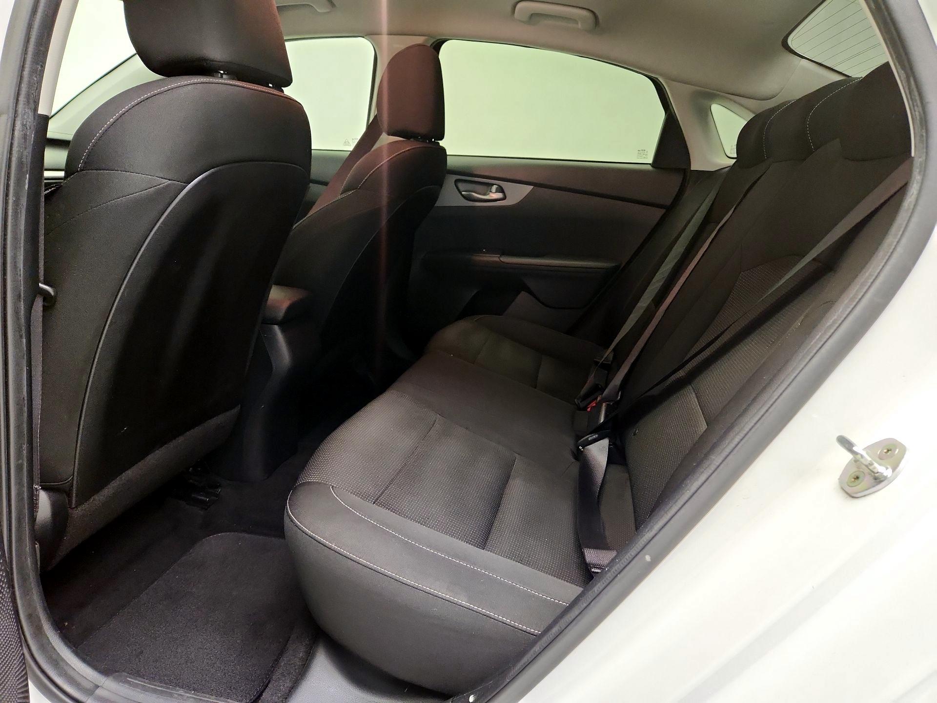 Thumbnail: 2020 Kia Forte - 19