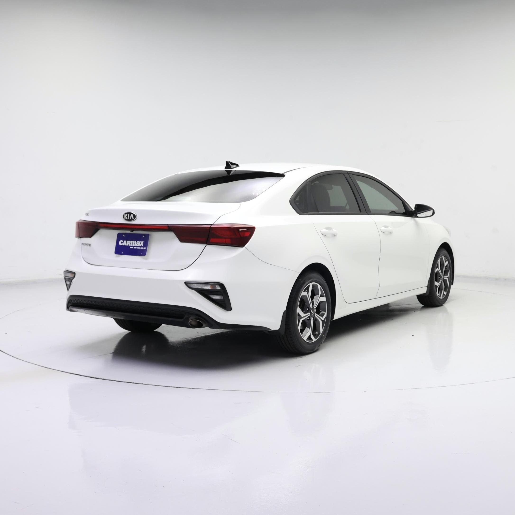 Thumbnail: 2020 Kia Forte - 8