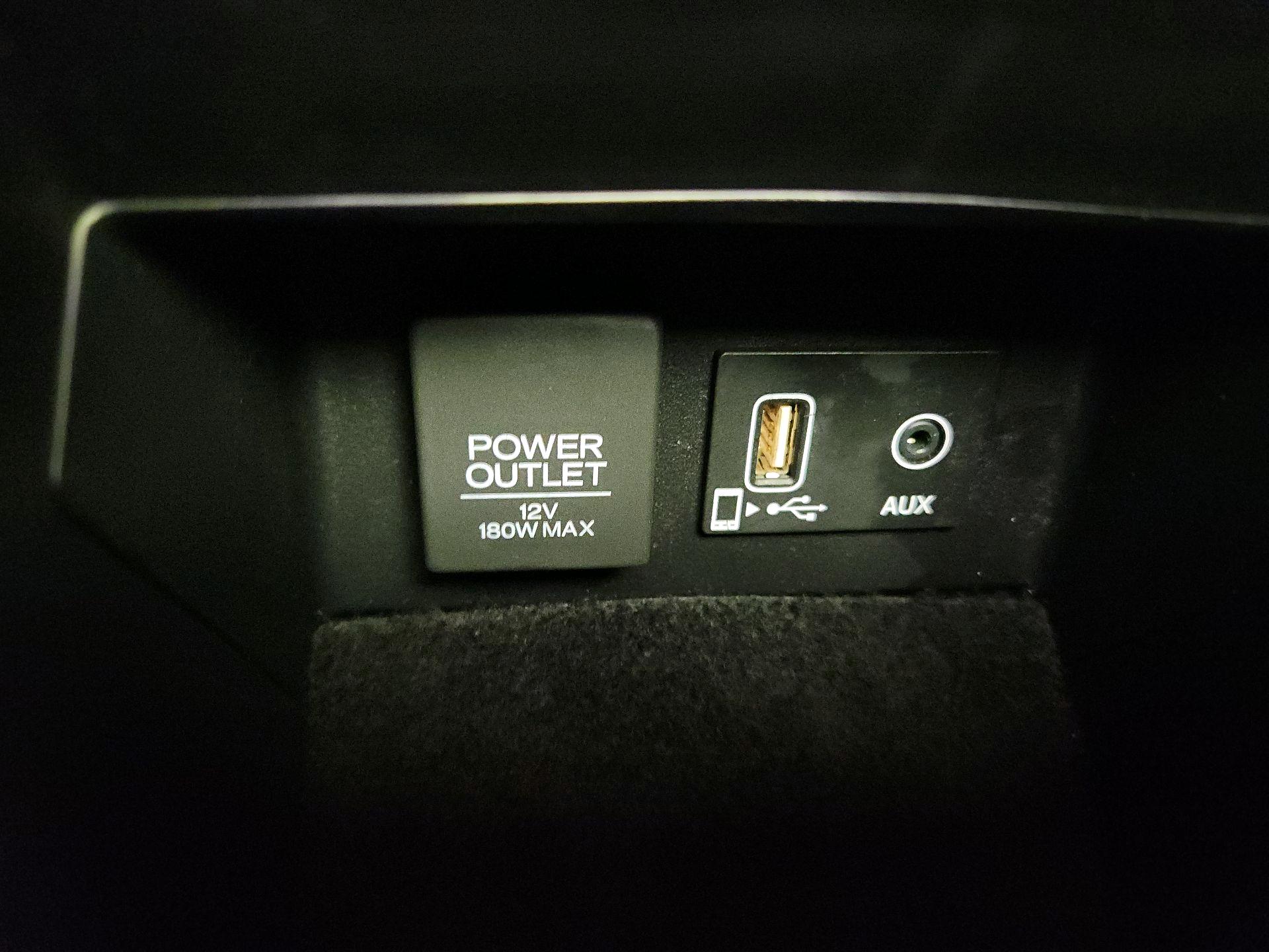 Thumbnail: 2022 Acura ILX - 18