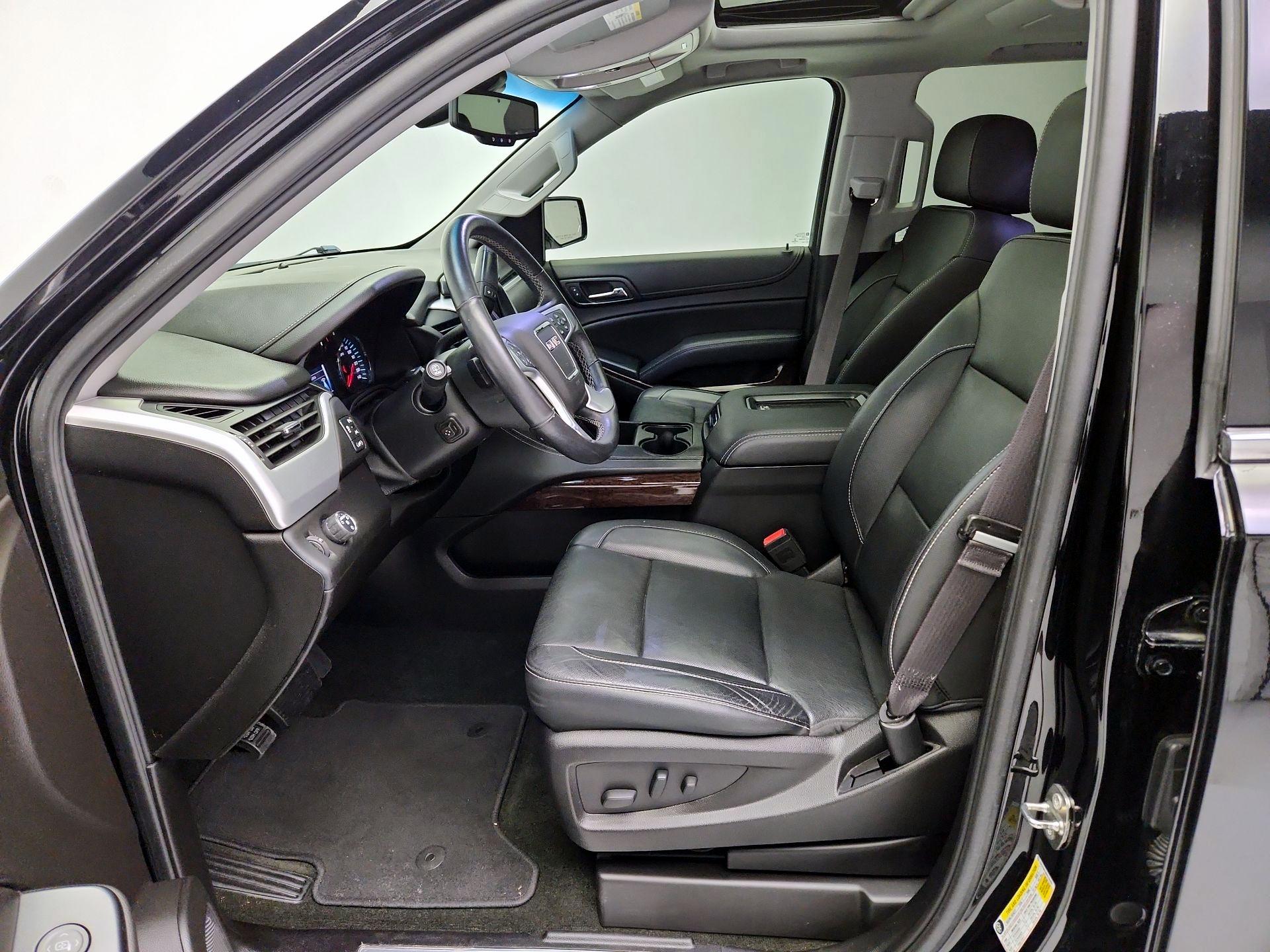 Thumbnail: 2017 GMC Yukon - 11