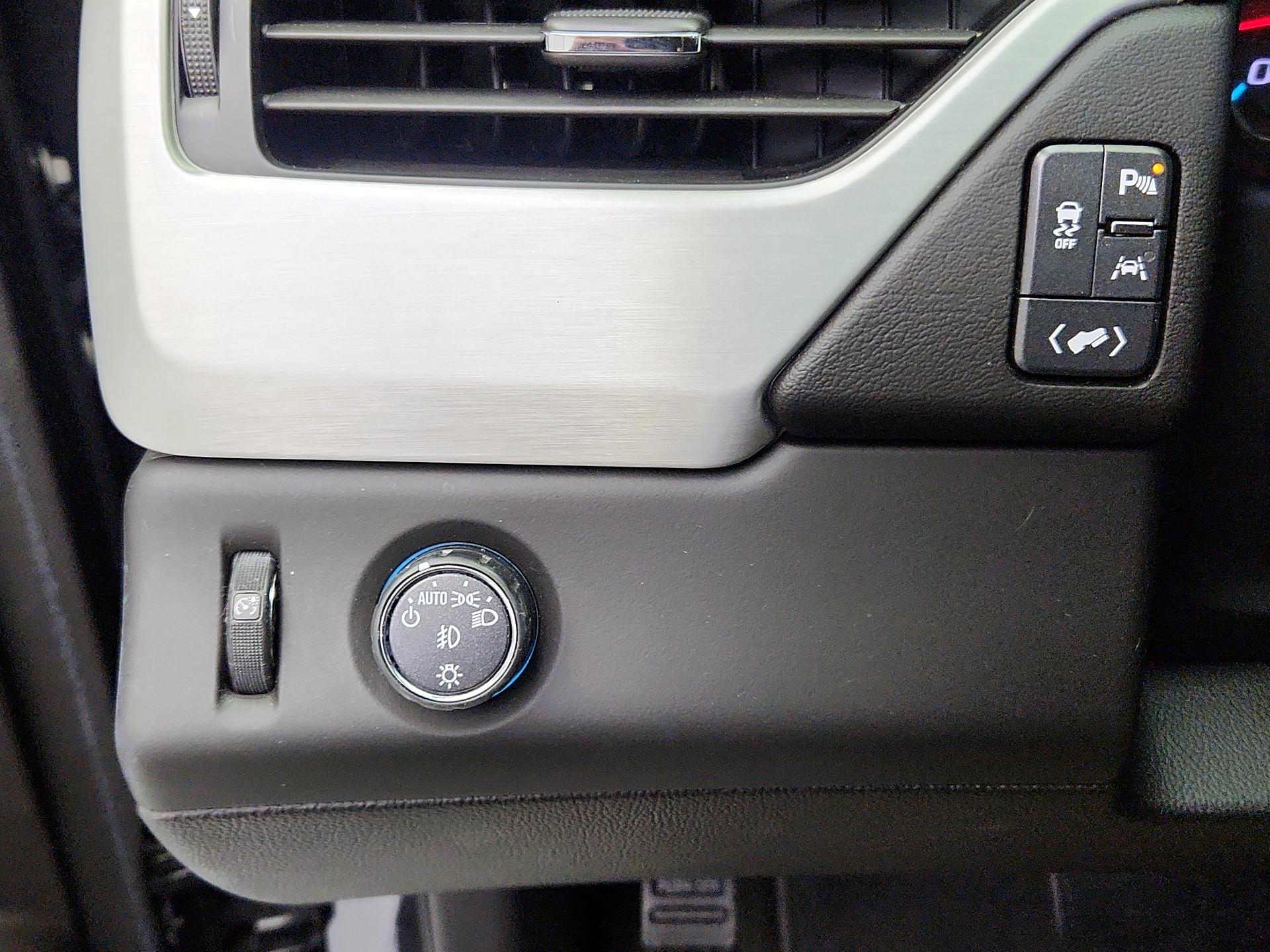 Thumbnail: 2017 GMC Yukon - 13