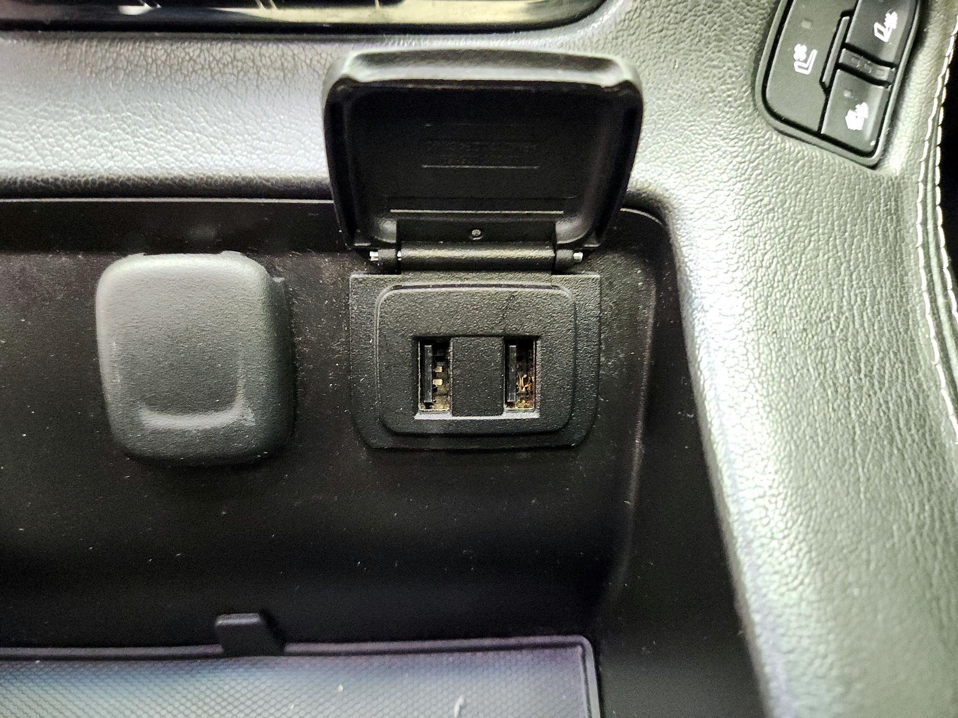 Thumbnail: 2017 GMC Yukon - 19