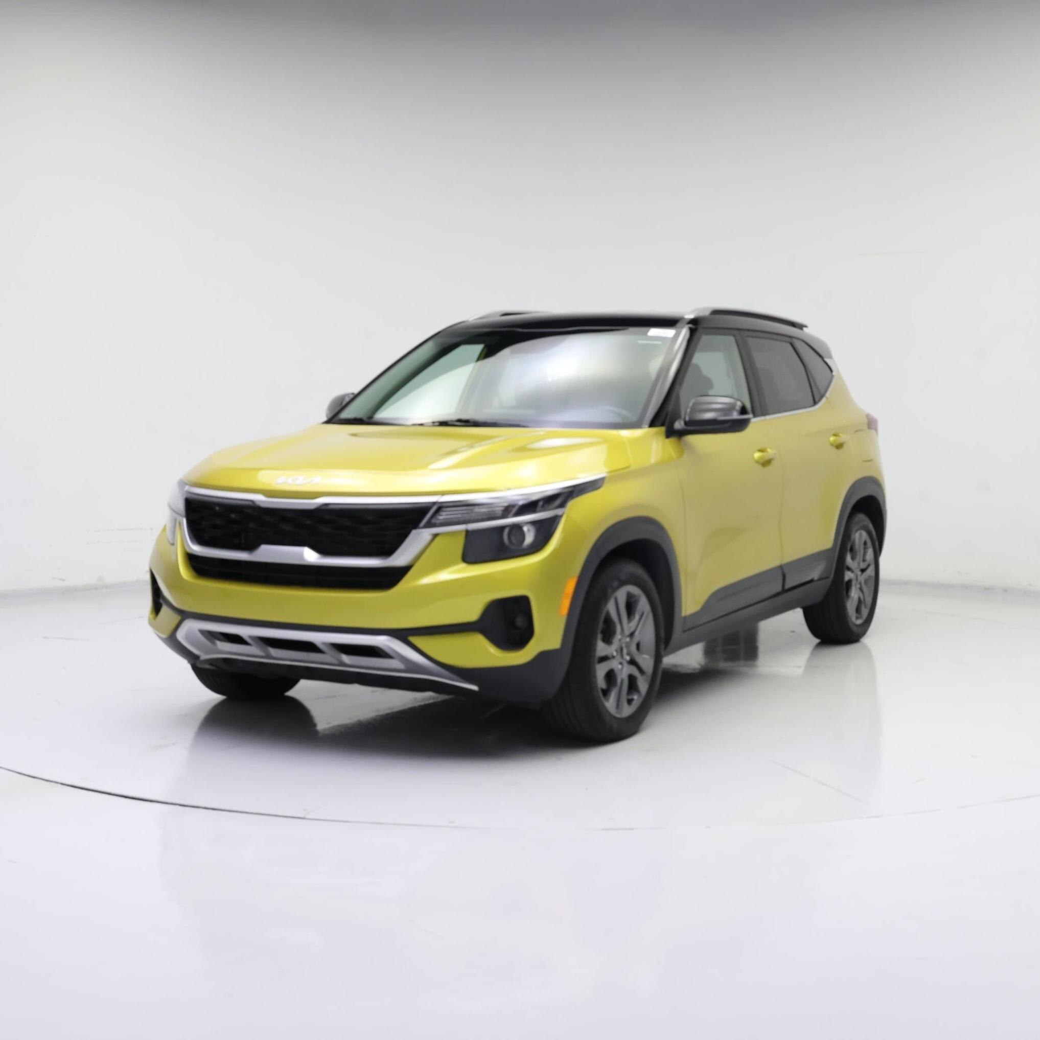 Thumbnail: 2022 Kia Seltos - 4