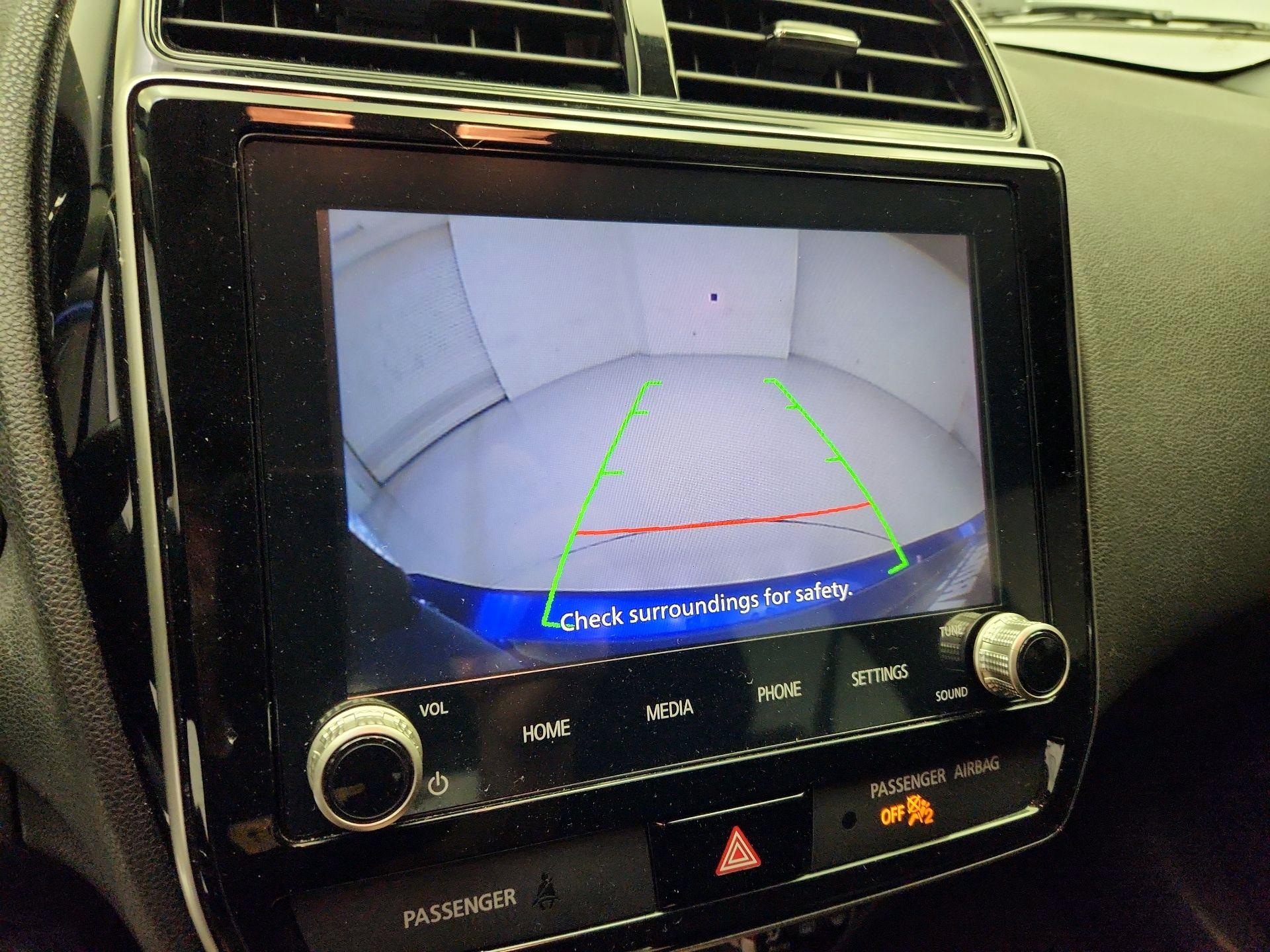 Thumbnail: 2020 Mitsubishi Outlander Sport - 14