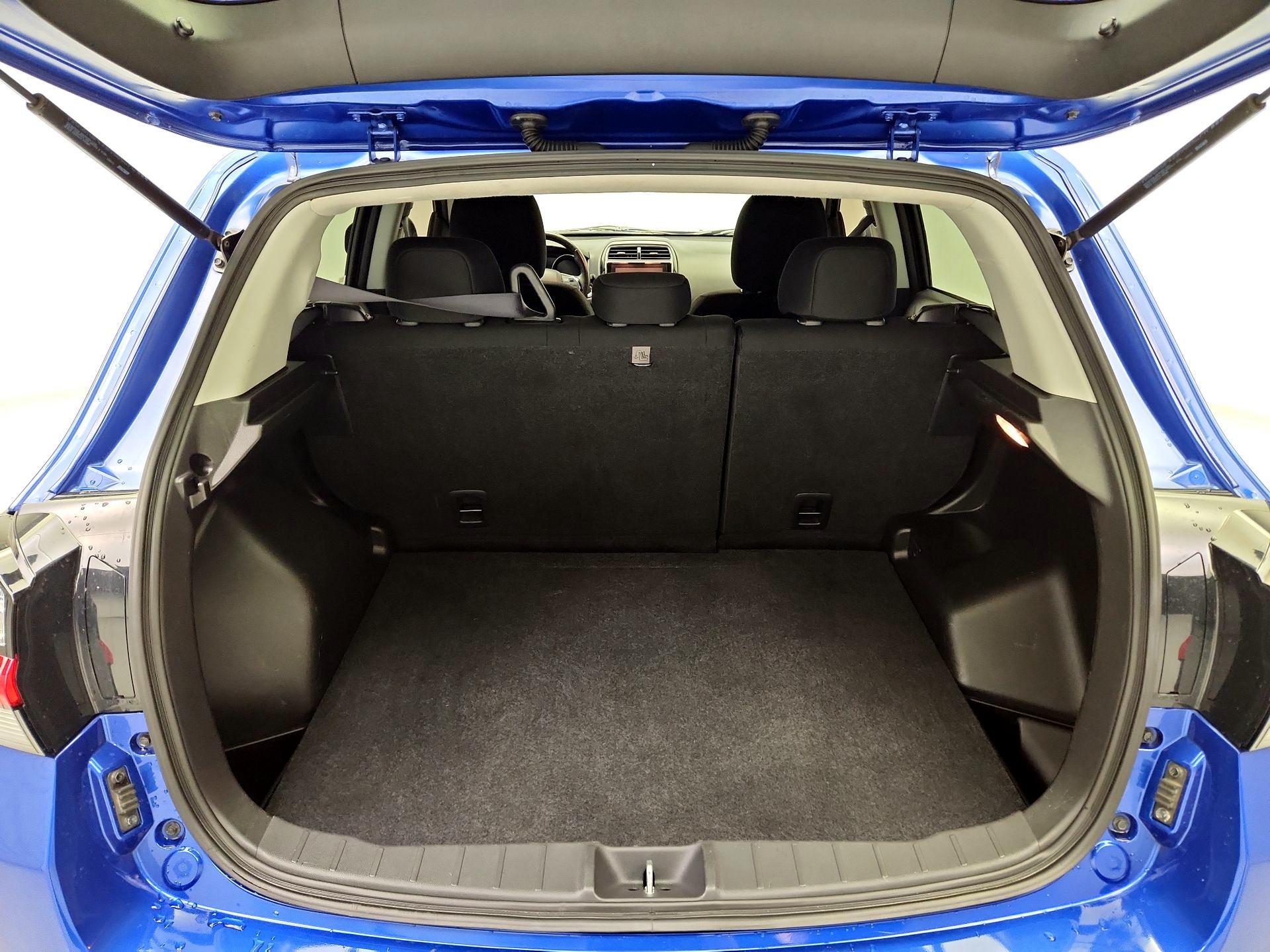 Thumbnail: 2020 Mitsubishi Outlander Sport - 20