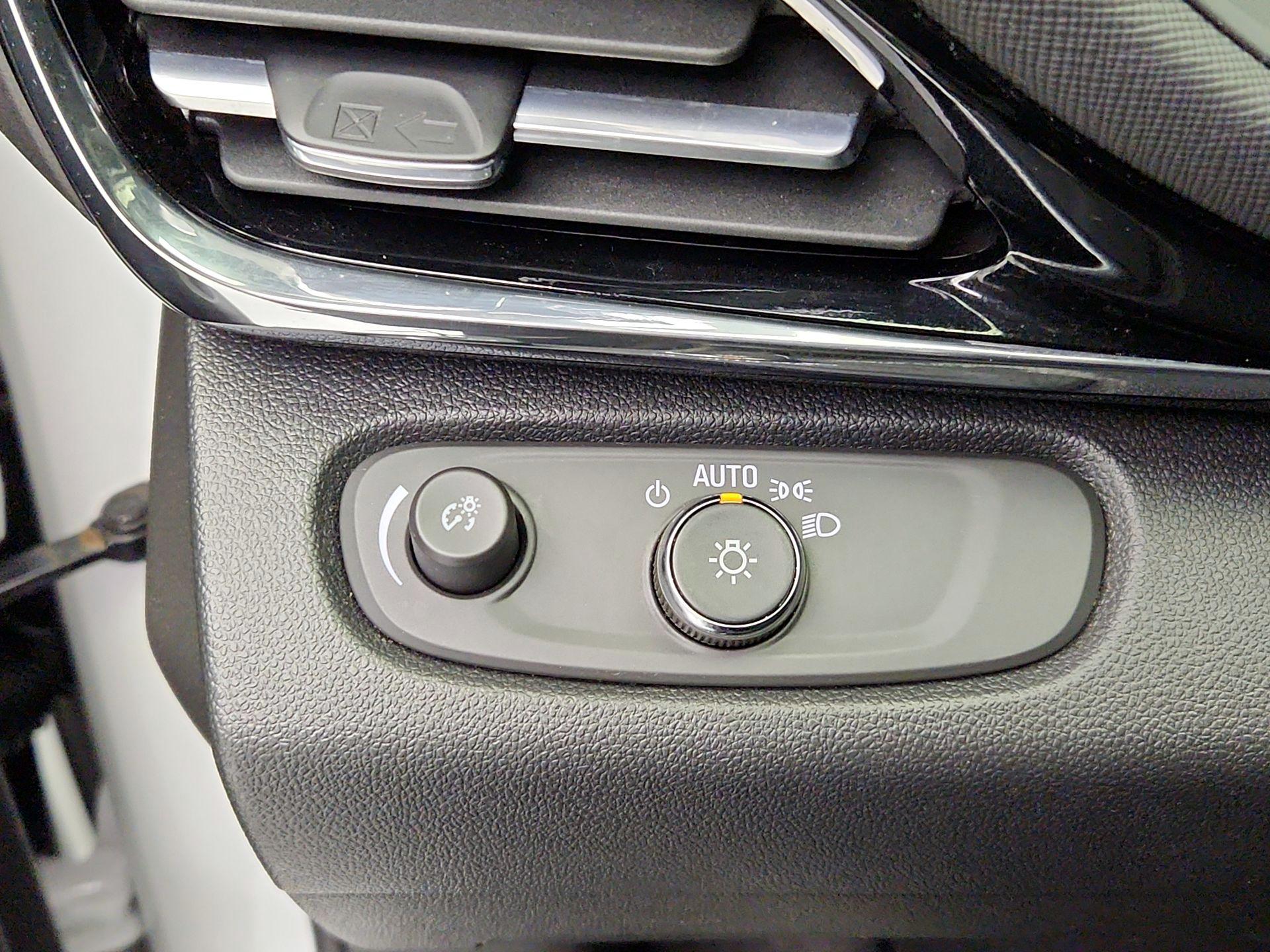 Thumbnail: 2025 Buick Envista - 13