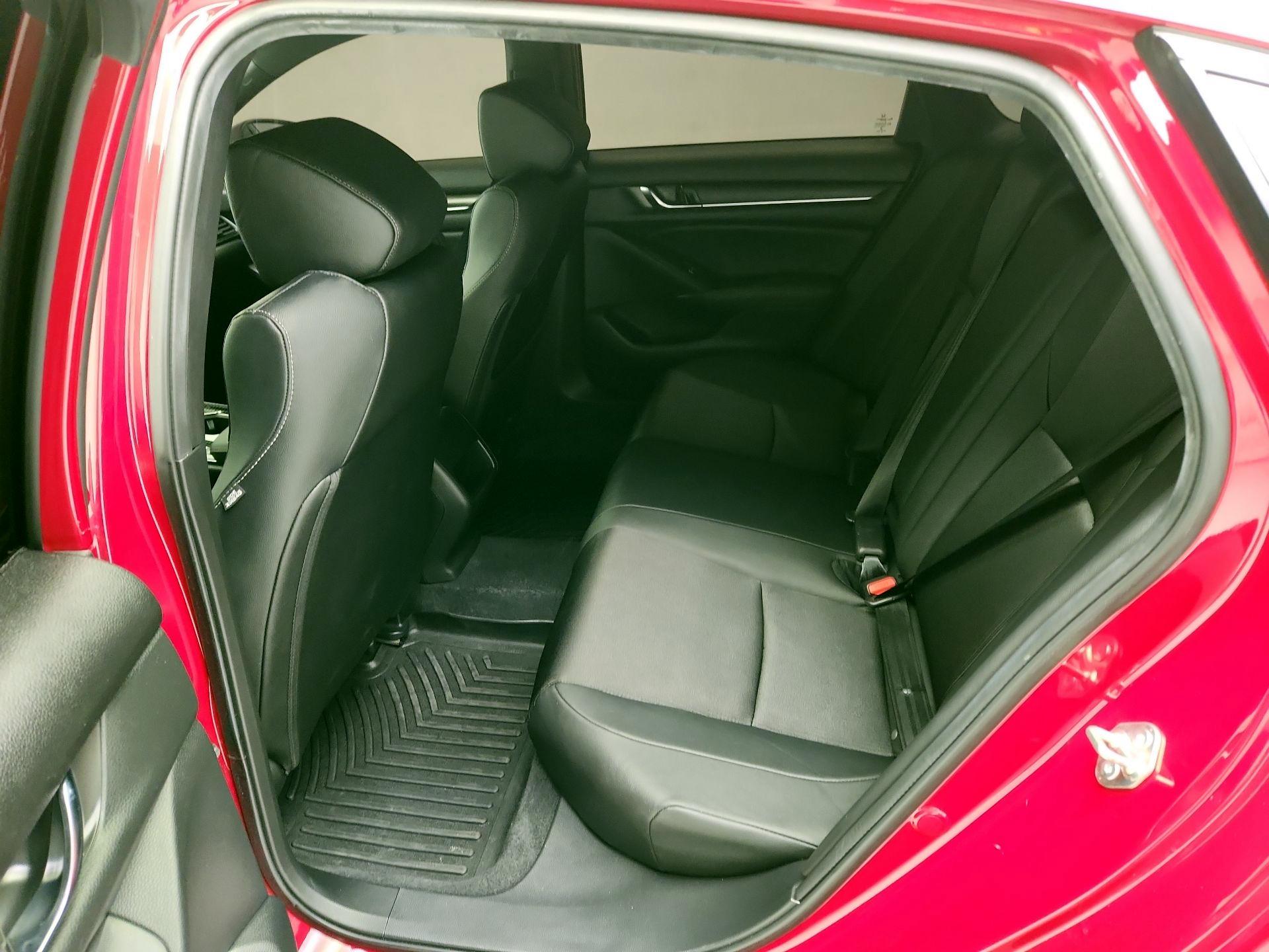 Thumbnail: 2019 Honda Accord - 19