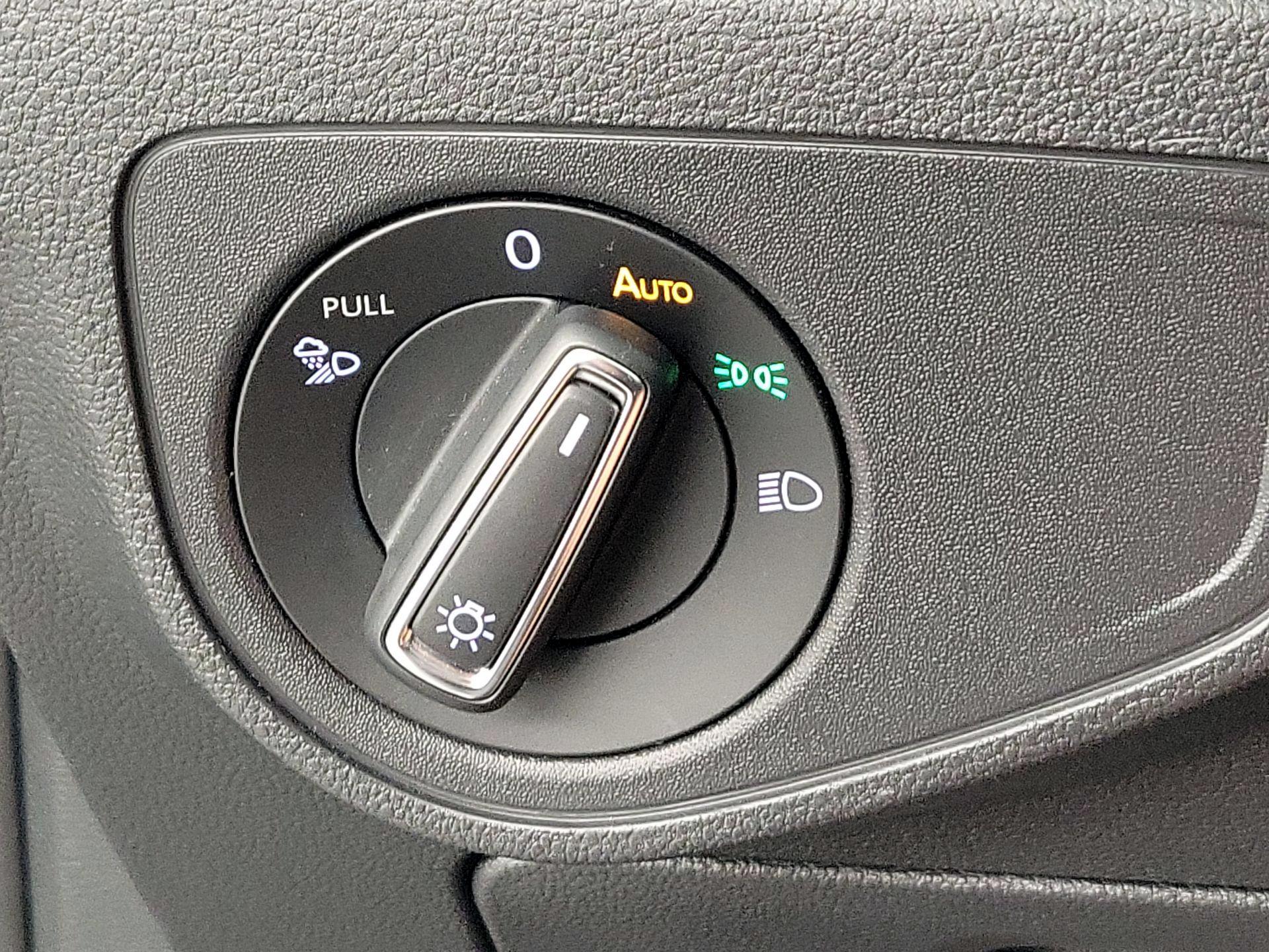 Thumbnail: 2023 Volkswagen Atlas - 13