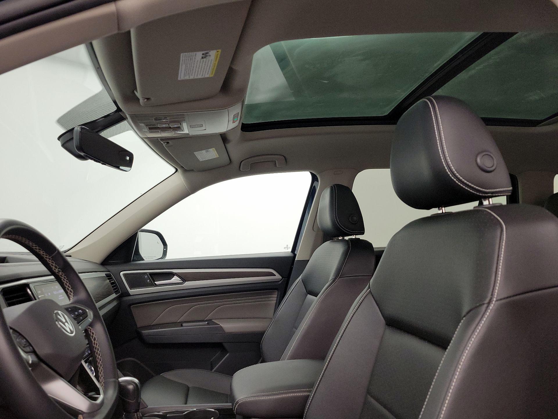 Thumbnail: 2023 Volkswagen Atlas - 19