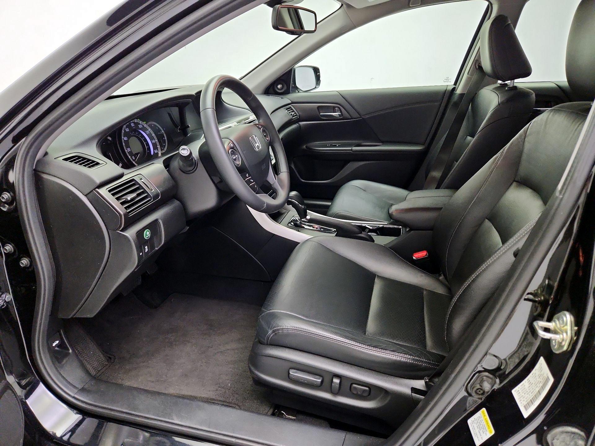 Thumbnail: 2015 Honda Accord - 11