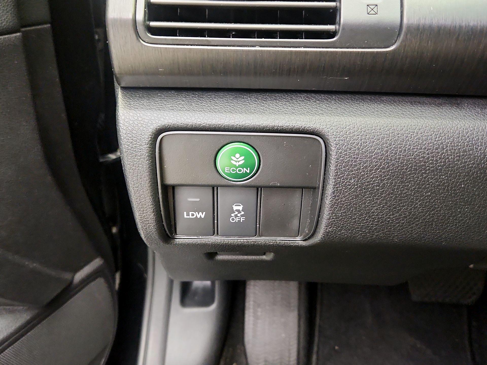 Thumbnail: 2015 Honda Accord - 13