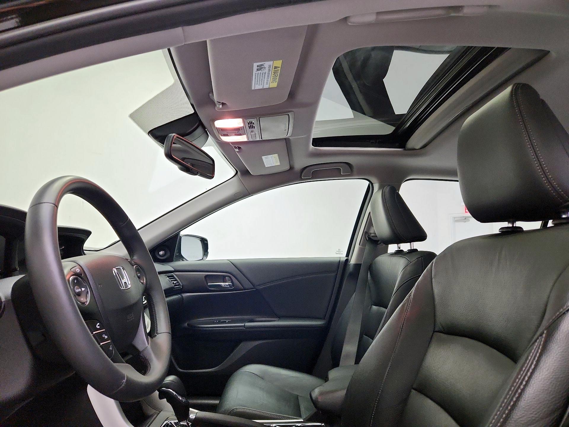 Thumbnail: 2015 Honda Accord - 19