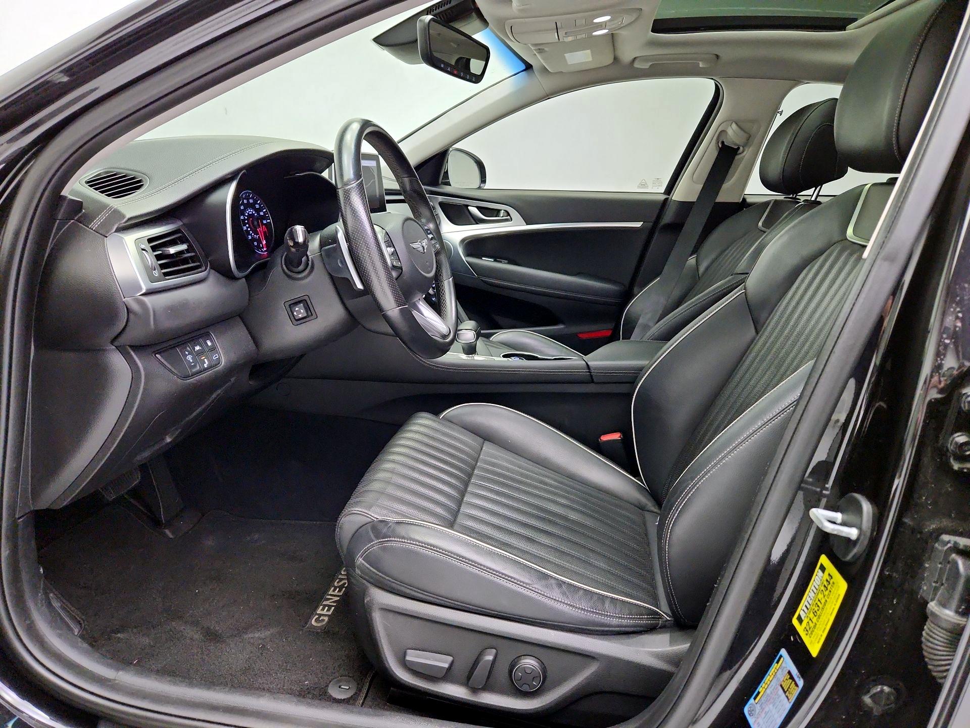 Thumbnail: 2019 Genesis G70 - 11